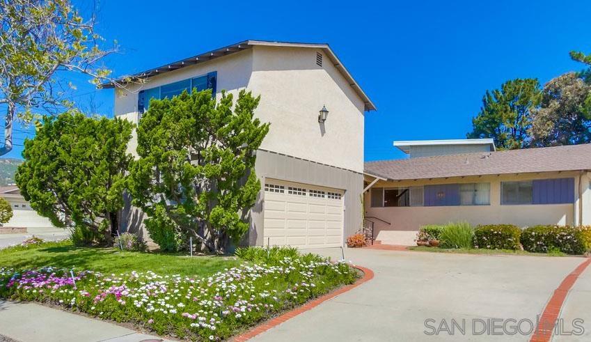 Detail Gallery Image 1 of 1 For 8402  Boulder Pl, San Diego,  CA 92119 - 5 Beds | 3 Baths