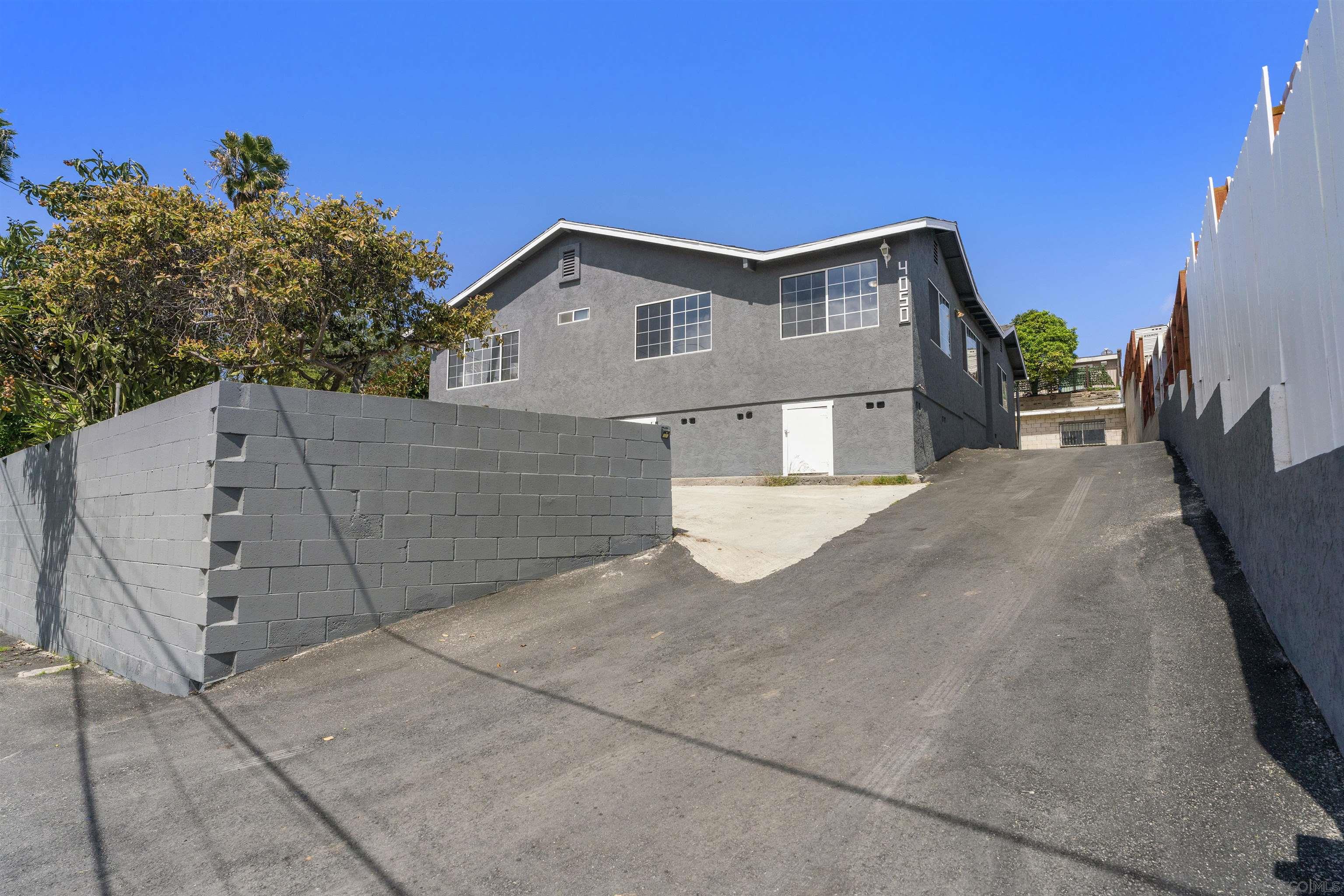 Detail Gallery Image 1 of 1 For 4050  Otay Valley Rd, Chula Vista,  CA 91911 - 6 Beds | 3 Baths