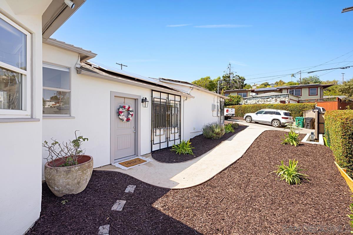 Detail Gallery Image 1 of 1 For 6254  Malcolm Dr, San Diego,  CA 92115 - 3 Beds | 2 Baths