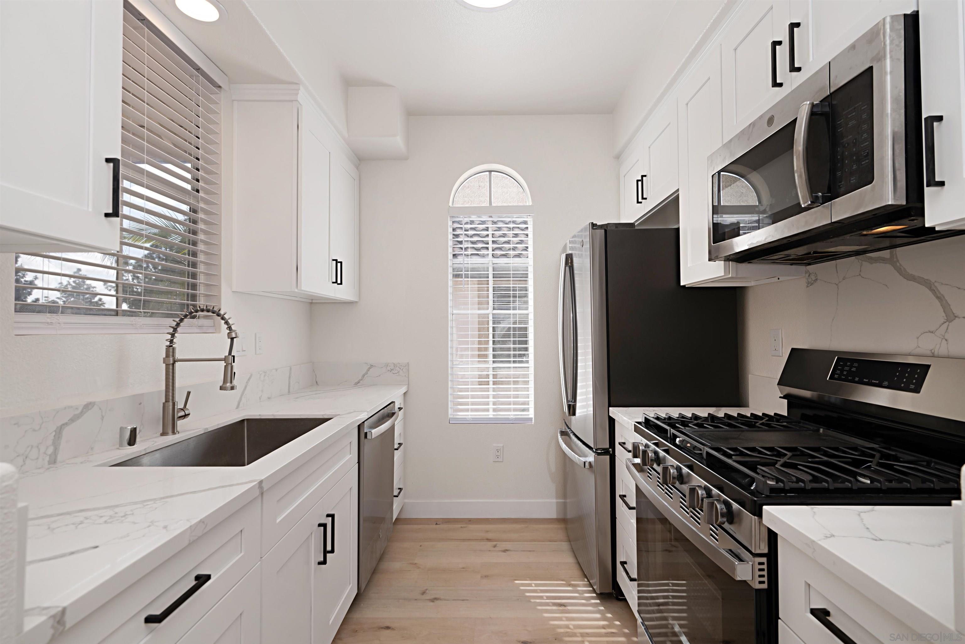 Detail Gallery Image 1 of 1 For 8668  New Salem  #104,  San Diego,  CA 92126 - 2 Beds | 2 Baths