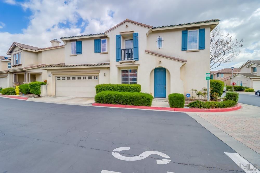 Detail Gallery Image 1 of 1 For 2760  Bear Valley Rd, Chula Vista,  CA 91915 - 3 Beds | 2/1 Baths