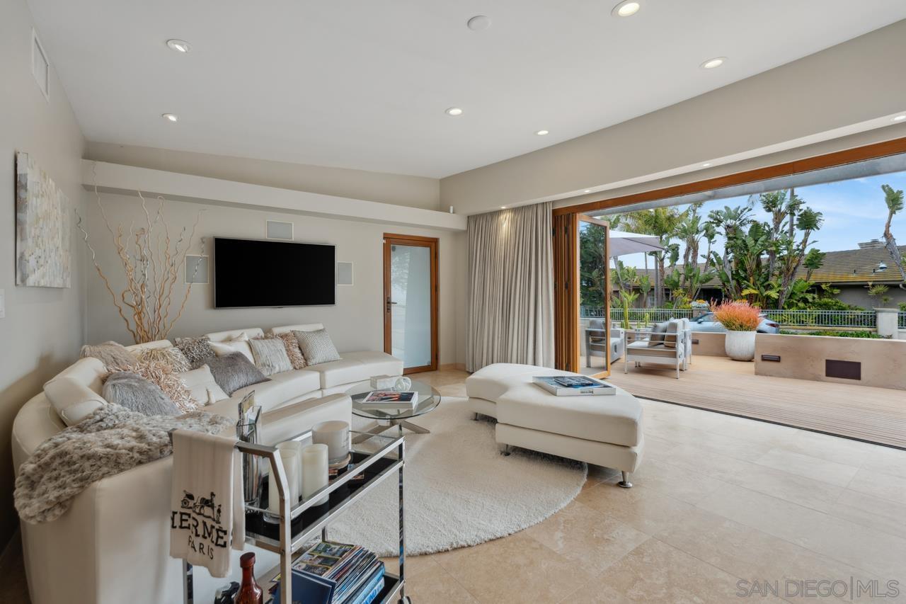 Detail Gallery Image 18 of 33 For 773 E Solana Circle, Solana Beach,  CA 92075 - 2 Beds | 2 Baths