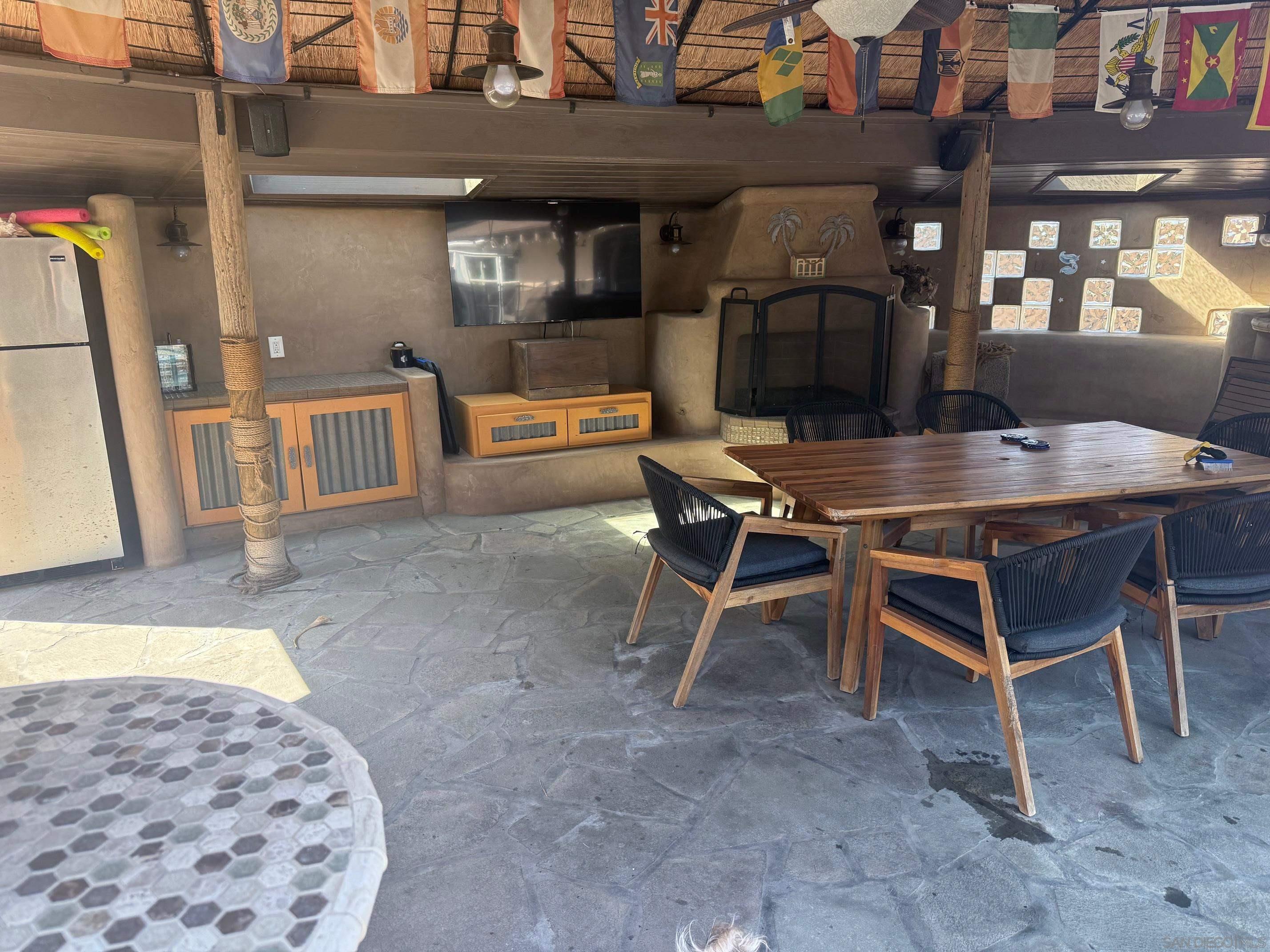 Detail Gallery Image 21 of 32 For 1153  Crest Dr, Encinitas,  CA 92024 - 3 Beds | 3 Baths