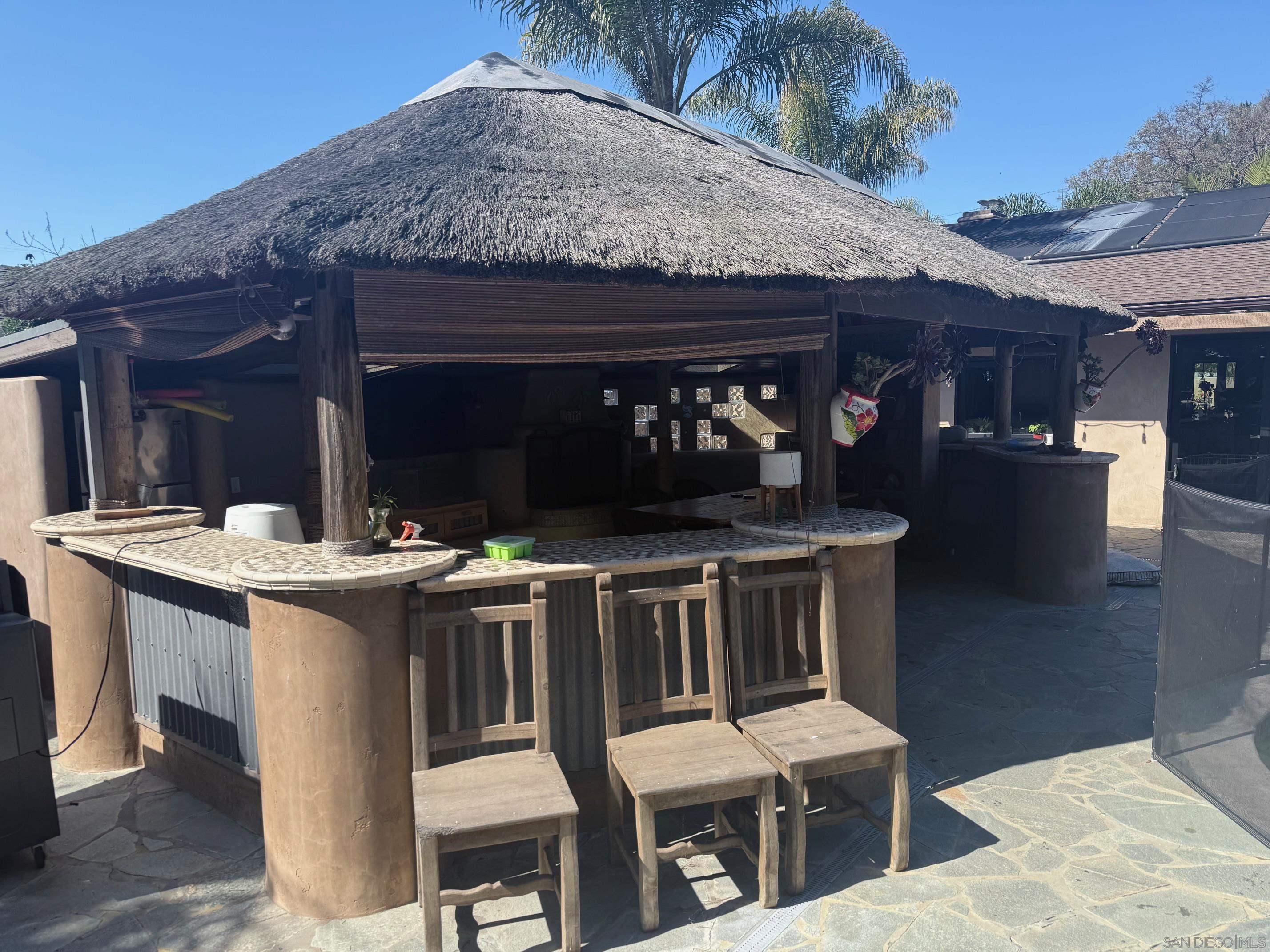 Detail Gallery Image 22 of 32 For 1153  Crest Dr, Encinitas,  CA 92024 - 3 Beds | 3 Baths