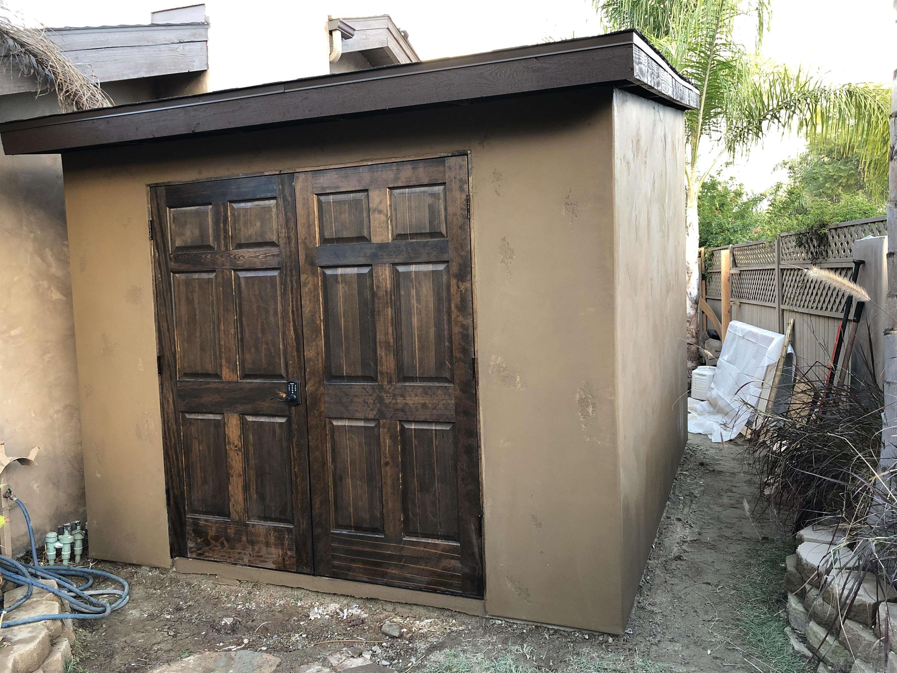 Detail Gallery Image 29 of 32 For 1153  Crest Dr, Encinitas,  CA 92024 - 3 Beds | 3 Baths