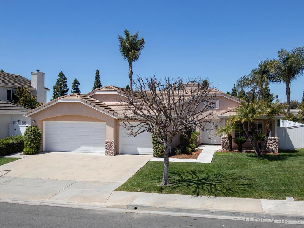 Detail Gallery Image 1 of 1 For 5640  Dartmoor Cr, Oceanside,  CA 92057 - 4 Beds | 2 Baths