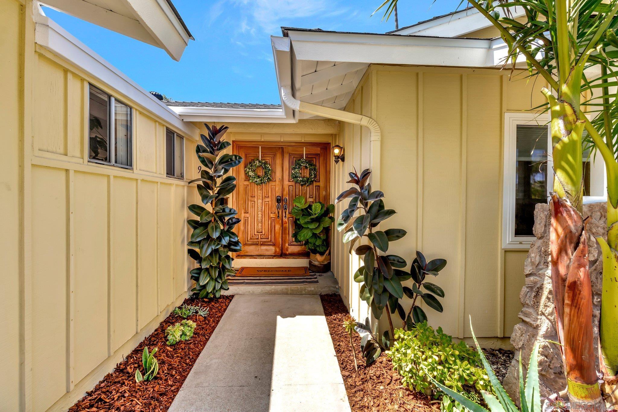 Detail Gallery Image 1 of 1 For 9732  Dunedin Ct, Santee,  CA 92071 - 3 Beds | 2 Baths