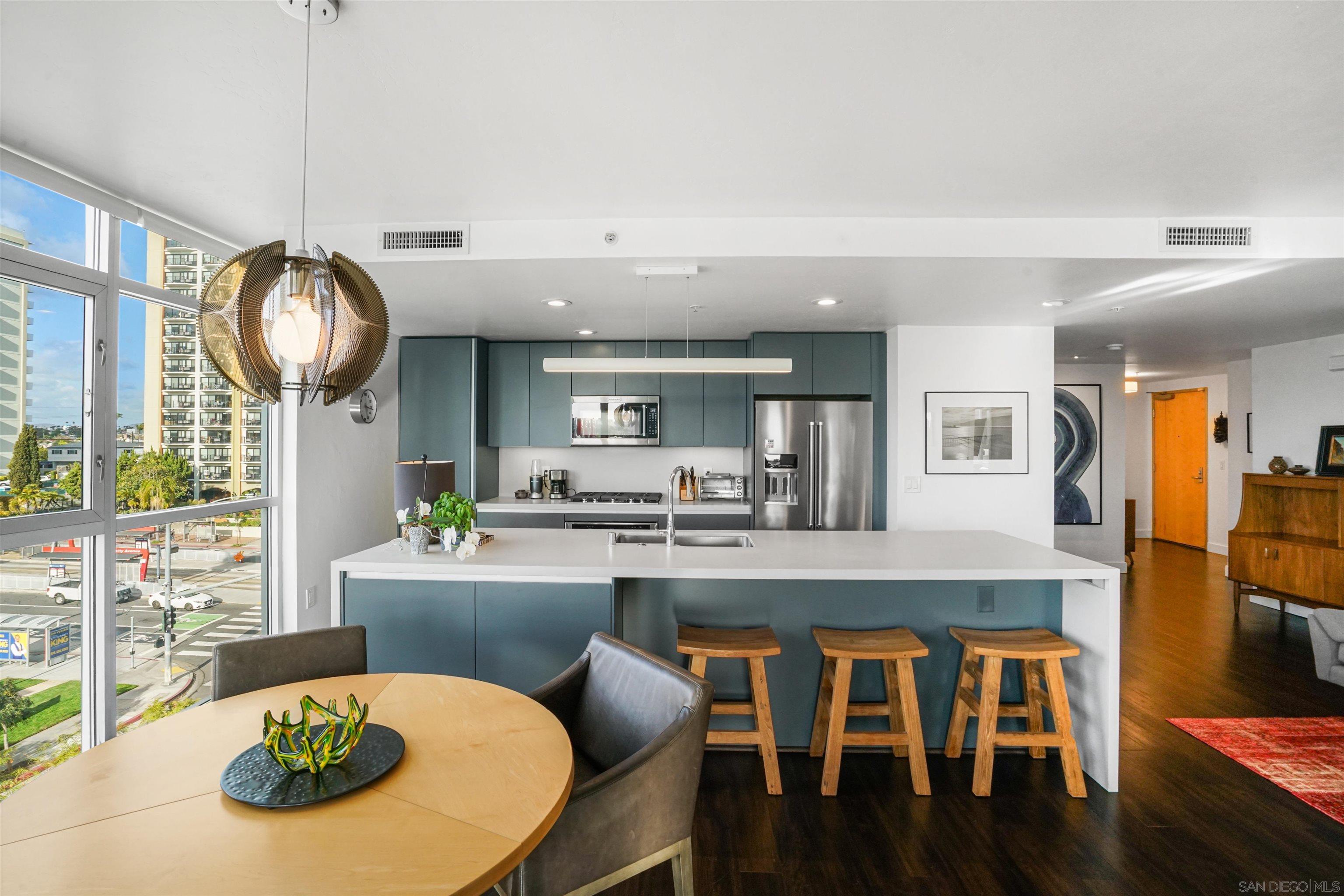 Detail Gallery Image 1 of 1 For 3812  Park Blvd  #509,  San Diego,  CA 92103 - 2 Beds | 2 Baths