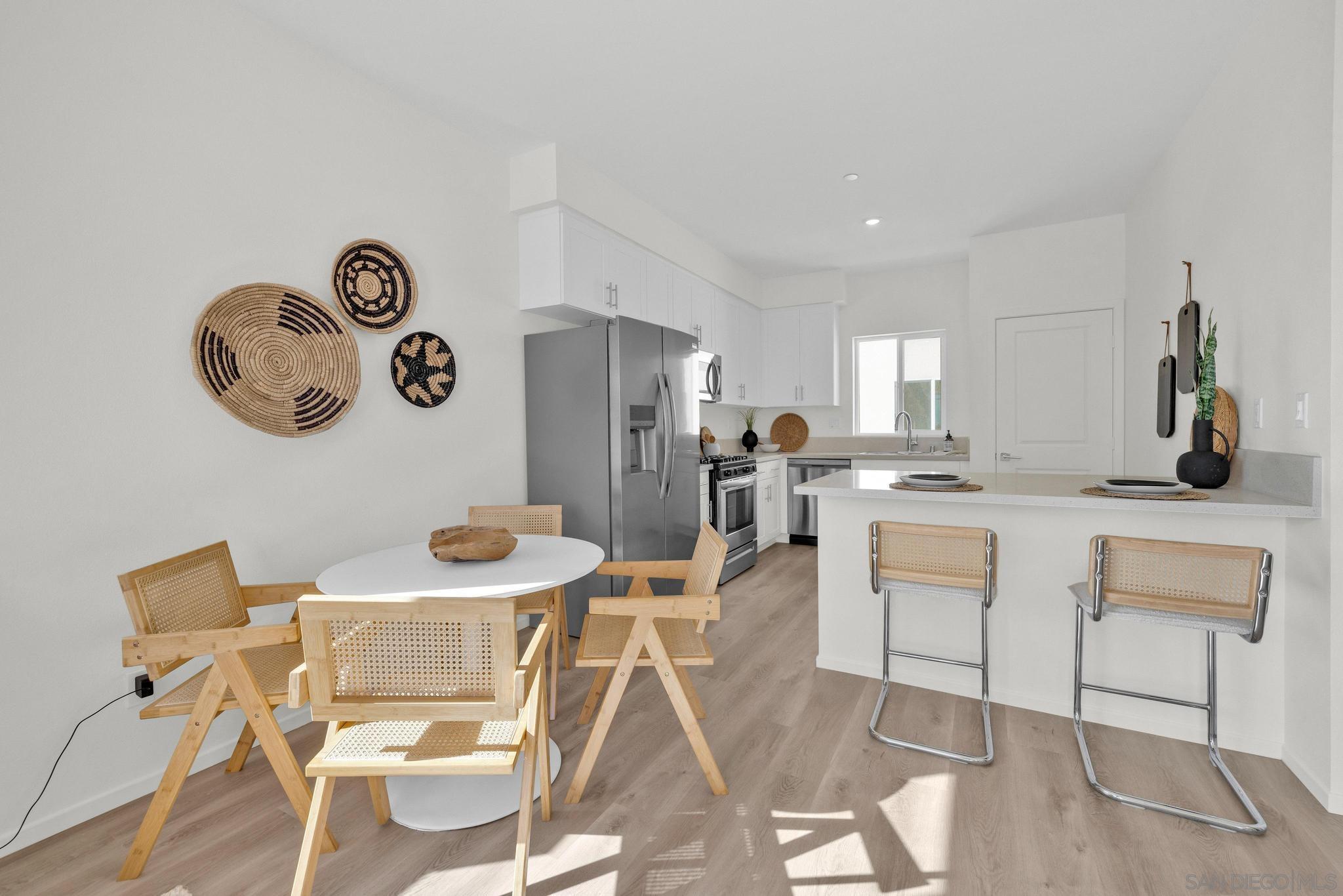 Detail Gallery Image 11 of 37 For 8164  Golden Ave, Lemon Grove,  CA 91945 - 3 Beds | 3 Baths