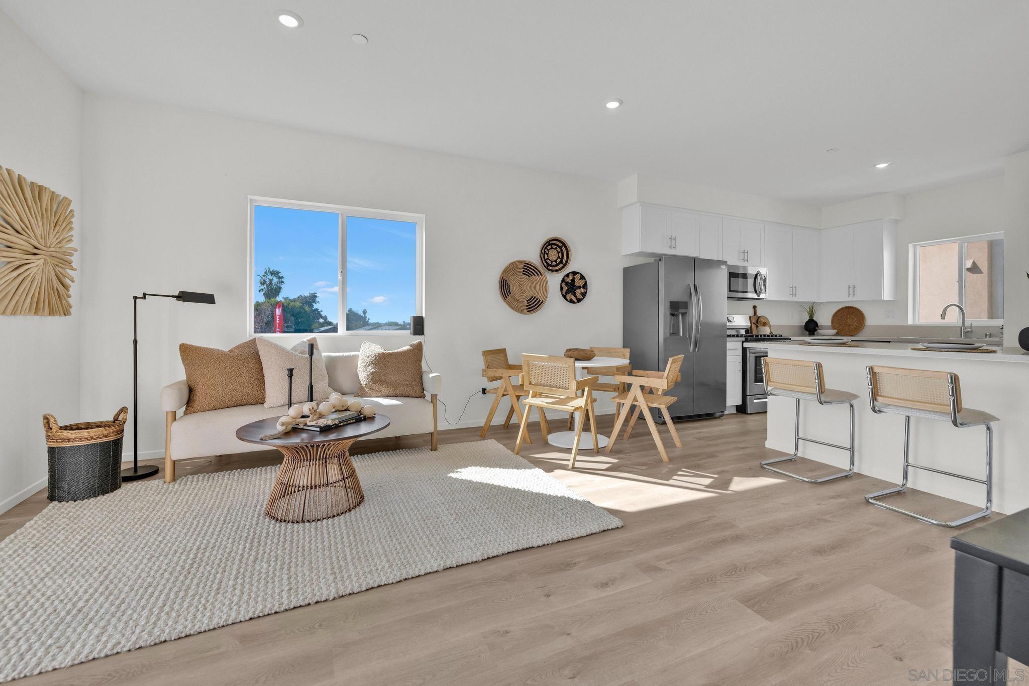 Detail Gallery Image 10 of 37 For 8164  Golden Ave, Lemon Grove,  CA 91945 - 3 Beds | 3 Baths