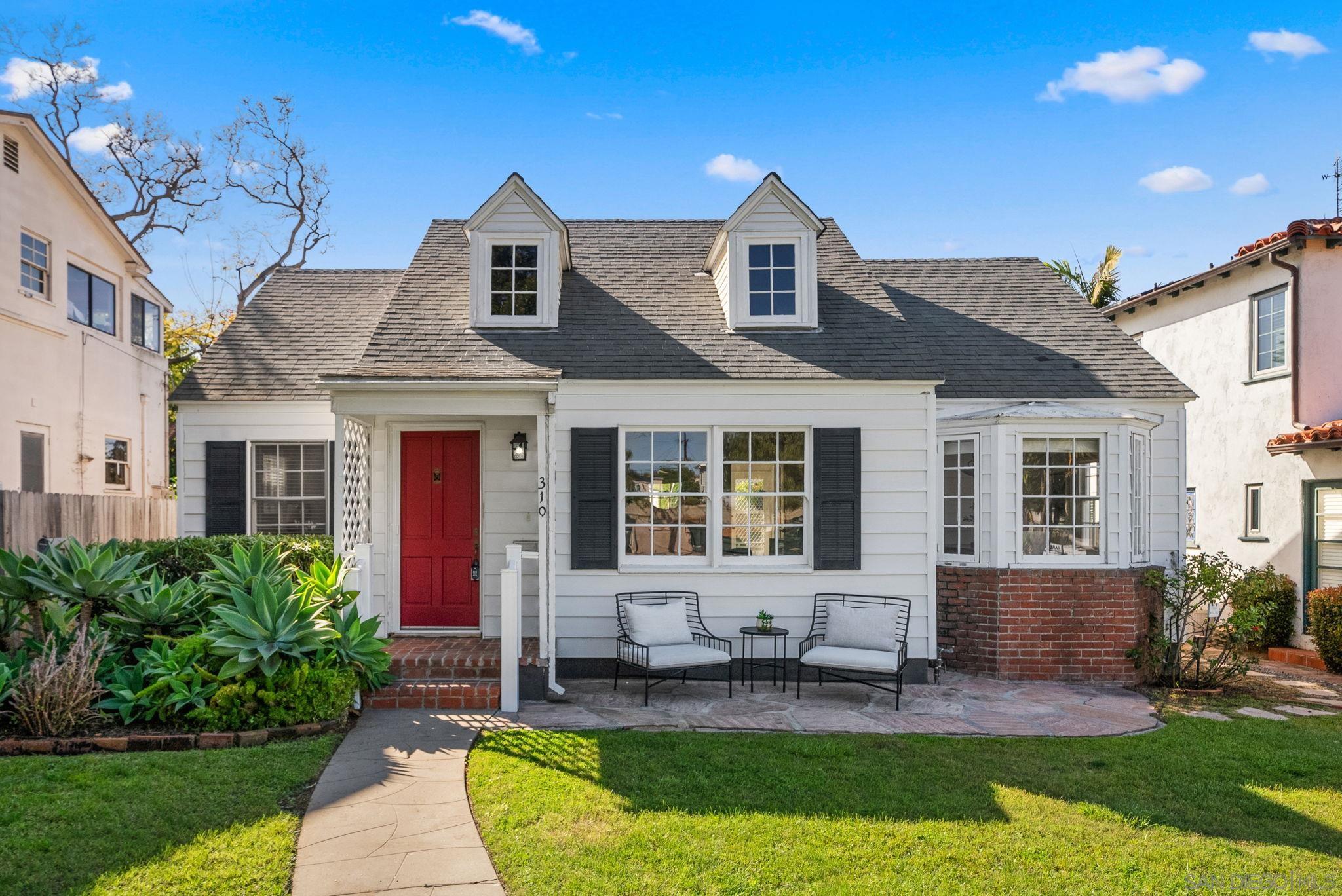 Detail Gallery Image 1 of 1 For 310  J Ave, Coronado,  CA 92118 - 3 Beds | 1/1 Baths