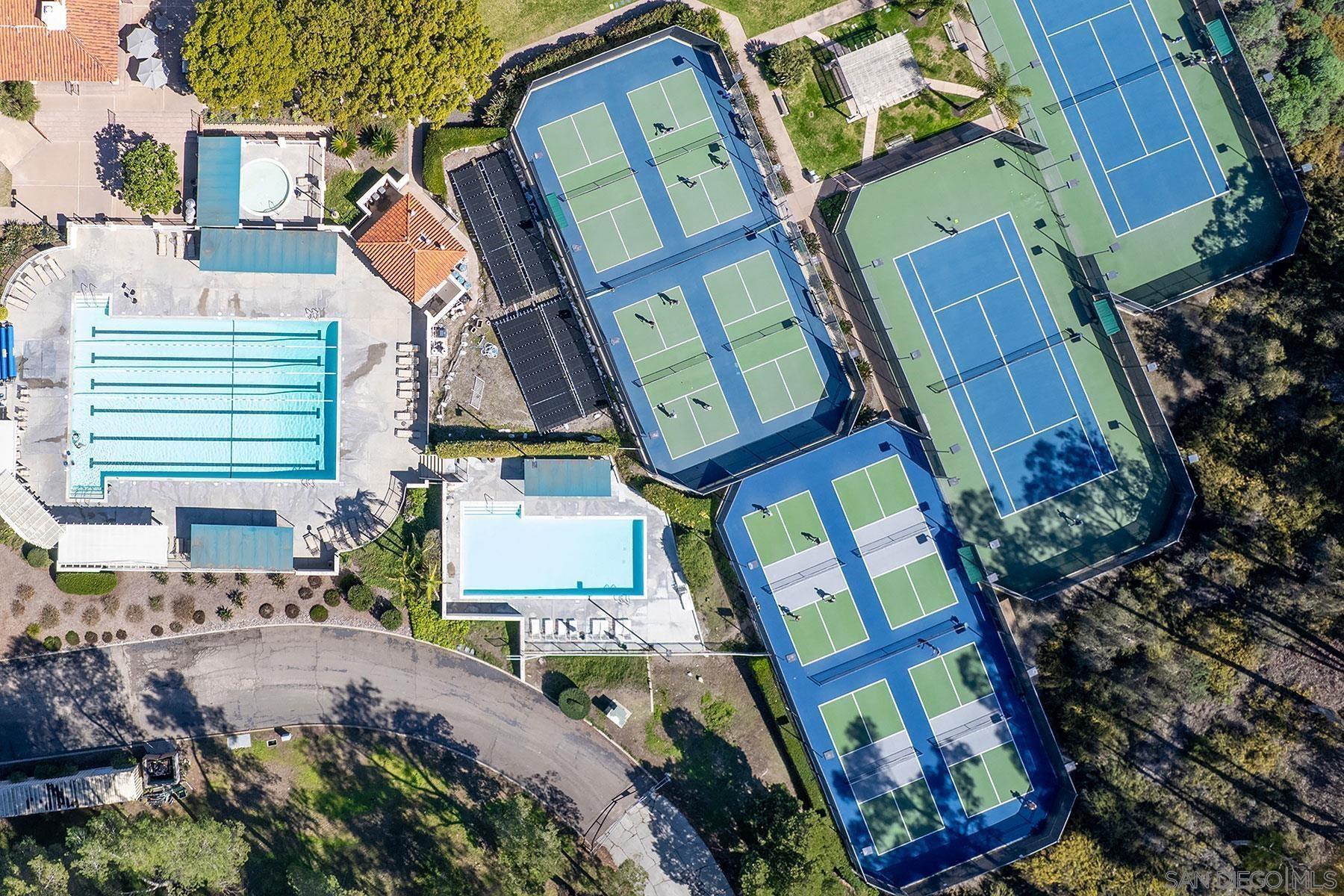 Detail Gallery Image 1 of 1 For 18571  Wessex St, San Diego,  CA 92128 - 3 Beds | 2 Baths