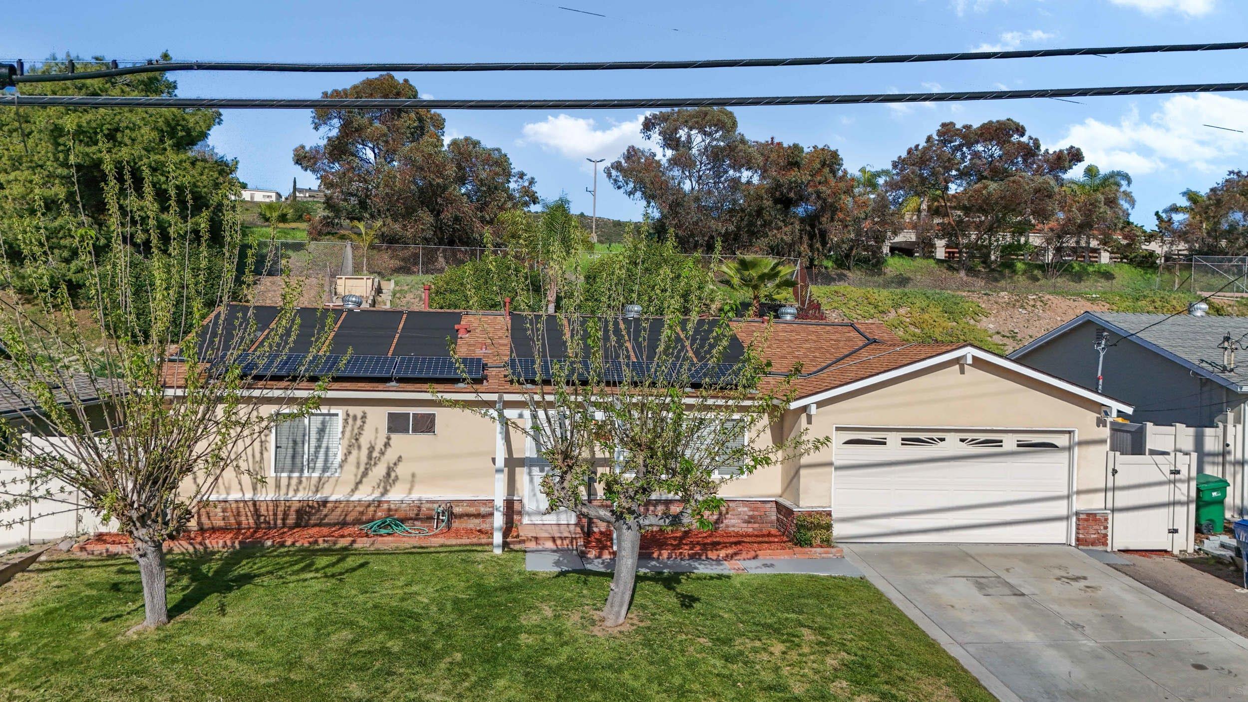 Detail Gallery Image 1 of 1 For 10019  Settle Rd, Santee,  CA 92071 - 3 Beds | 2 Baths