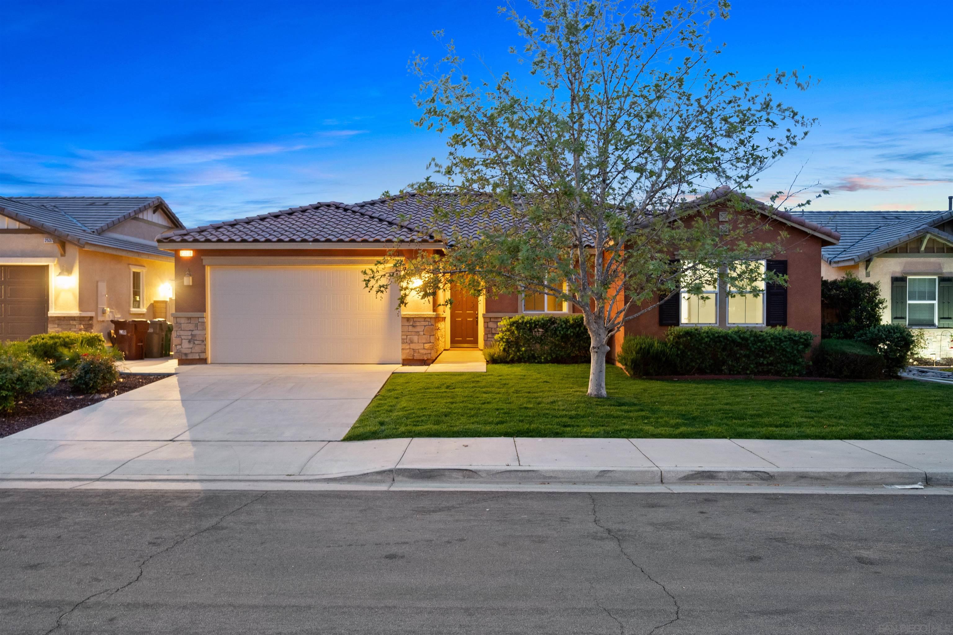 Detail Gallery Image 1 of 1 For 25361  Rocking Horse Ct, Menifee,  CA 92584 - 3 Beds | 2 Baths