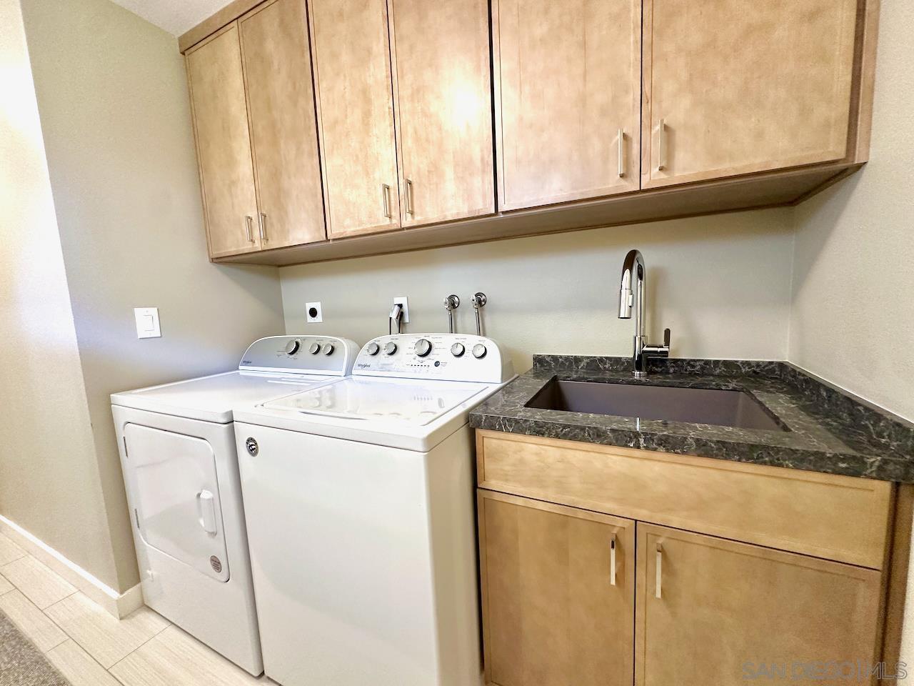 Detail Gallery Image 48 of 63 For 13242  Courtland Terrace, San Diego,  CA 92130 - 3 Beds | 3 Baths