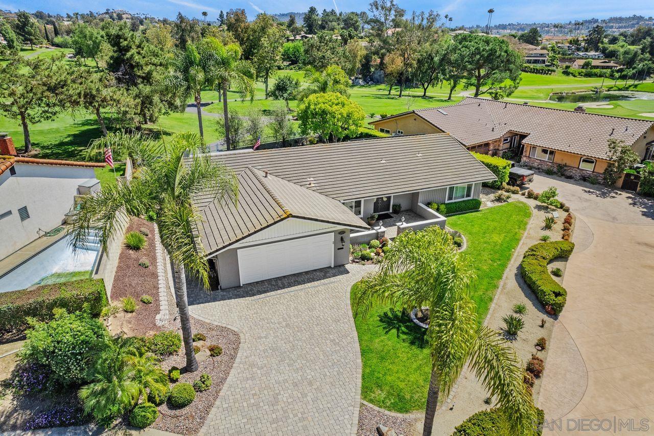 Detail Gallery Image 1 of 1 For 12411  Floresta Way, San Diego,  CA 92128 - 2 Beds | 2 Baths