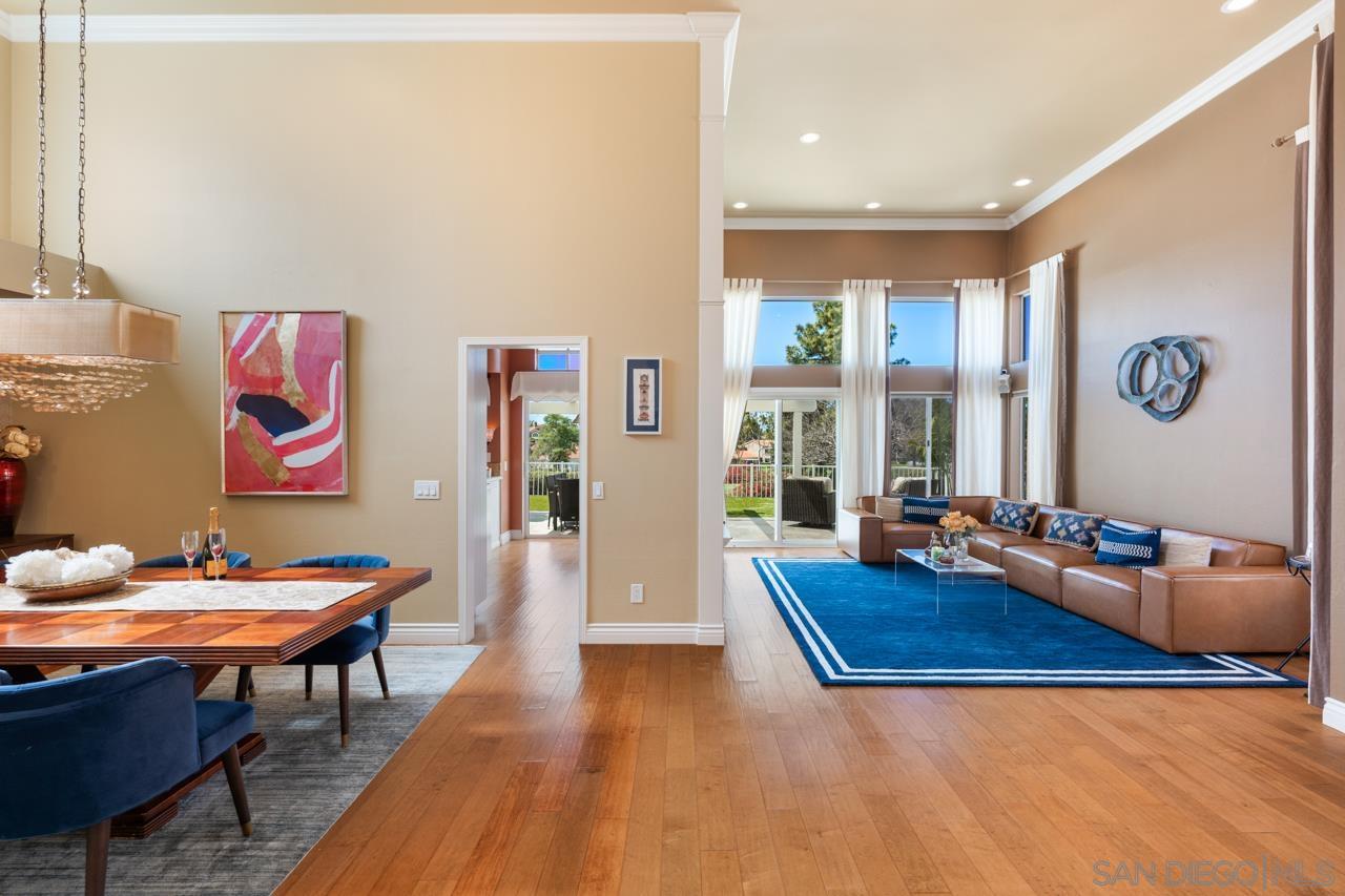 Detail Gallery Image 1 of 1 For 15552  Walton Heath Row, San Diego,  CA 92128 - 3 Beds | 2 Baths