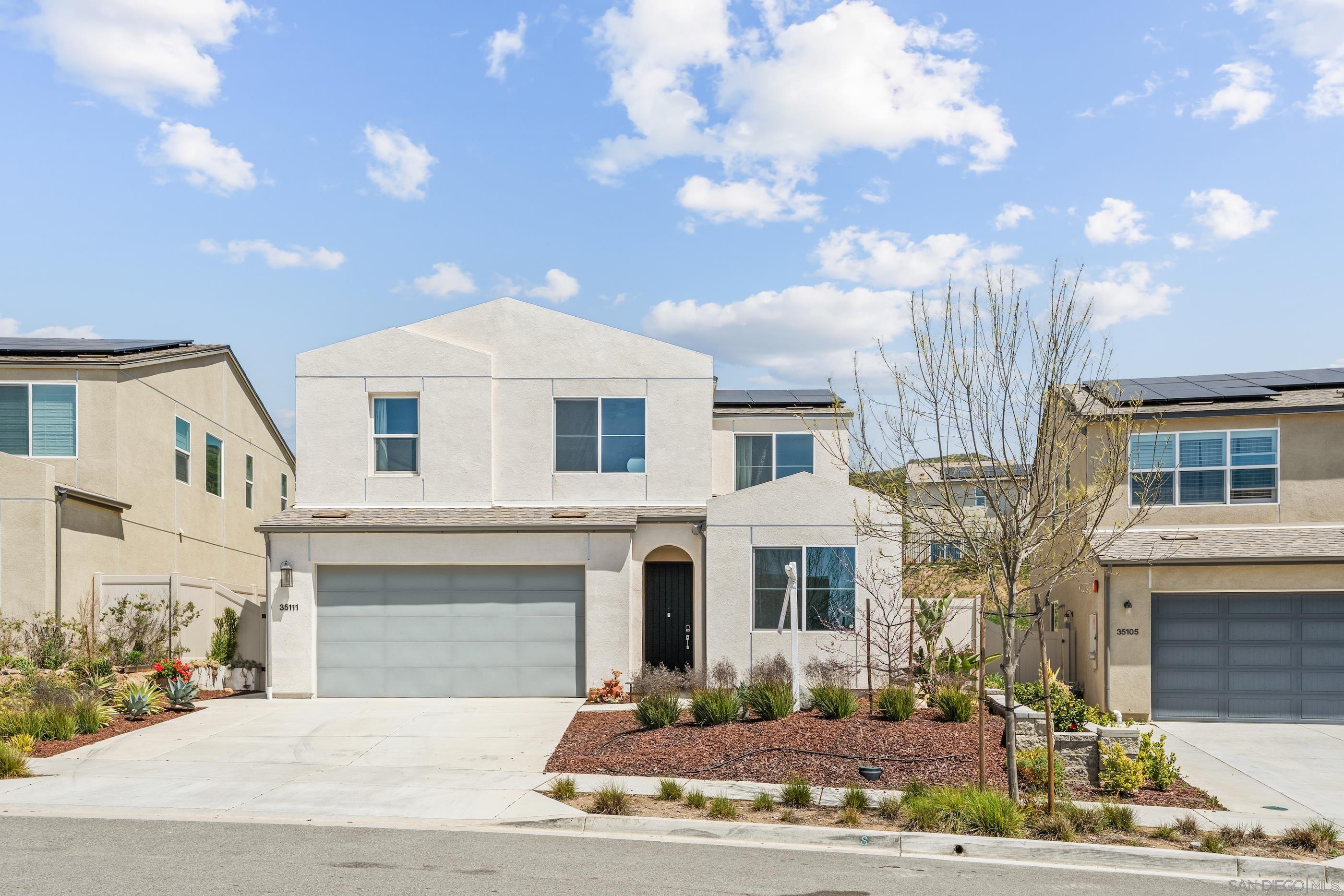 Detail Gallery Image 1 of 1 For 35111  Cooper Pl, Fallbrook,  CA 92028 - 4 Beds | 3 Baths