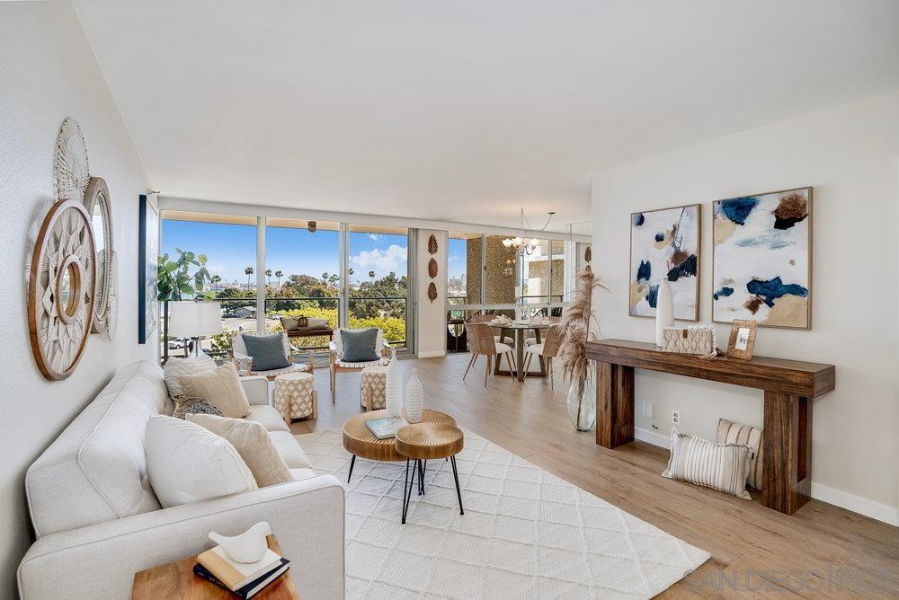 Detail Gallery Image 1 of 1 For 1820  Avenida Del Mundo  #306,  Coronado,  CA 92118 - 1 Beds | 2 Baths