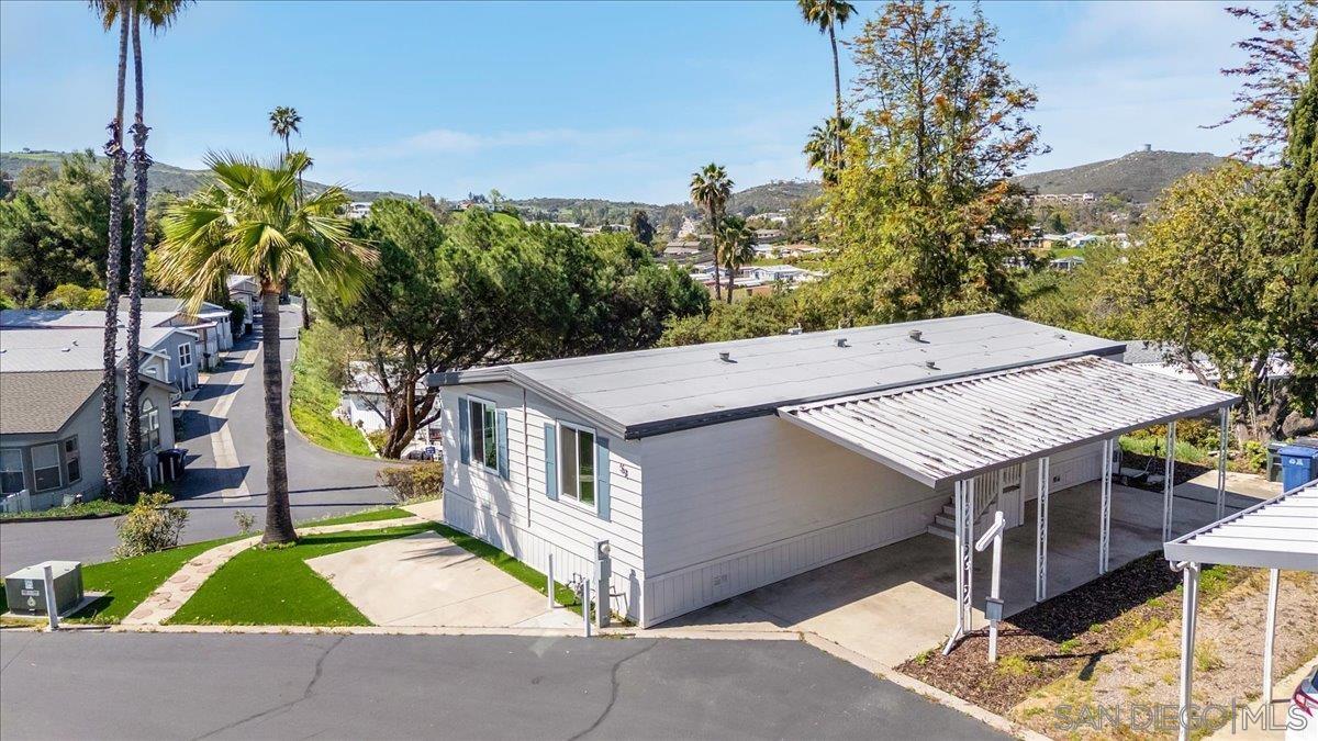 Detail Gallery Image 1 of 1 For 13490  Highway 8 Business E Spc 59,  Lakeside,  CA 92040 - 3 Beds | 2 Baths