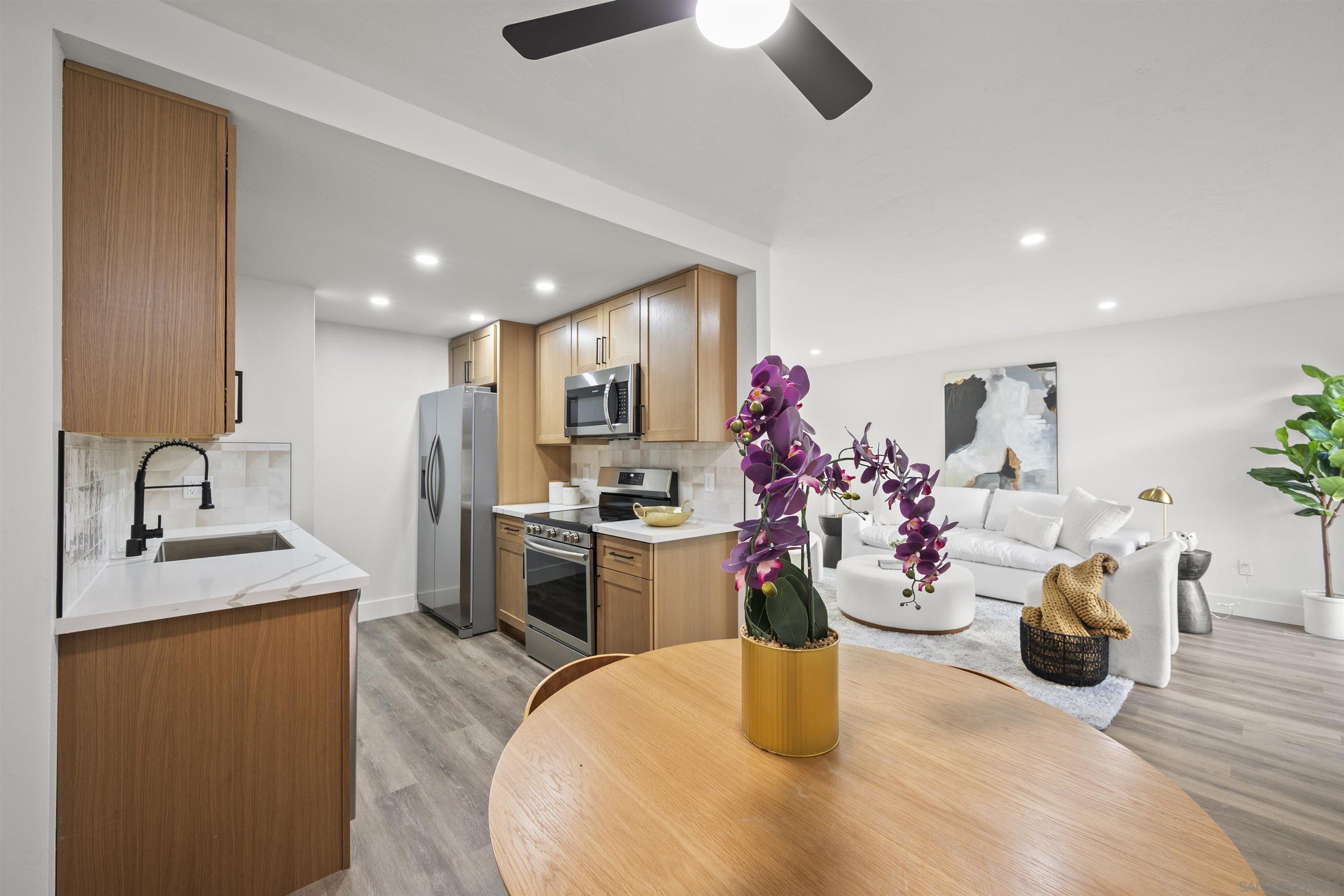 Detail Gallery Image 1 of 1 For 7836  Hummingbird Ln, San Diego,  CA 92123 - 2 Beds | 1 Baths