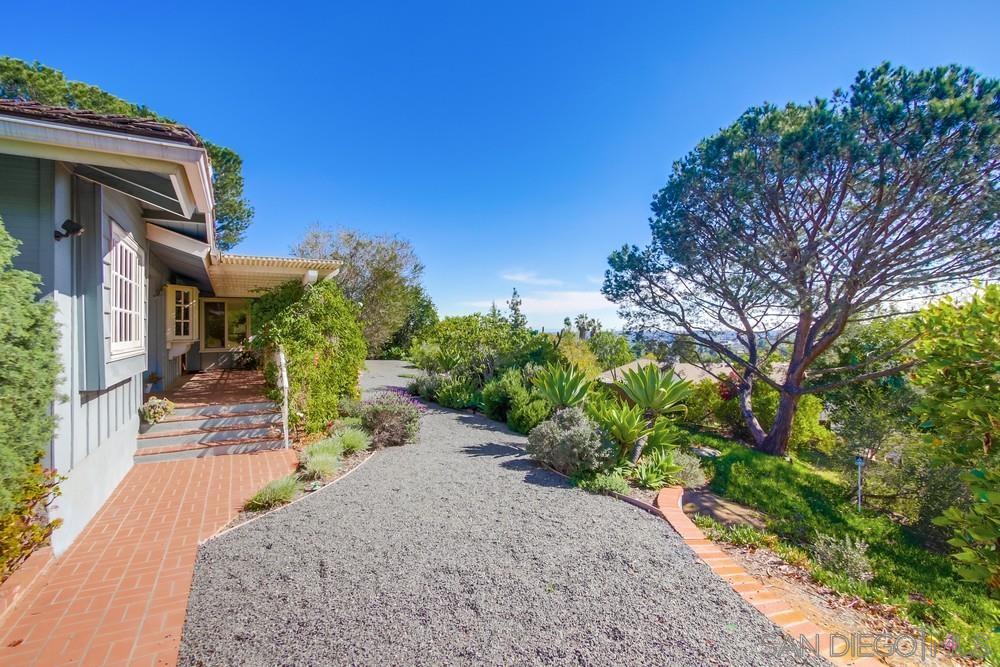 Detail Gallery Image 1 of 1 For 4631  Mission Bell Ln, La Mesa,  CA 91941 - 4 Beds | 2/1 Baths