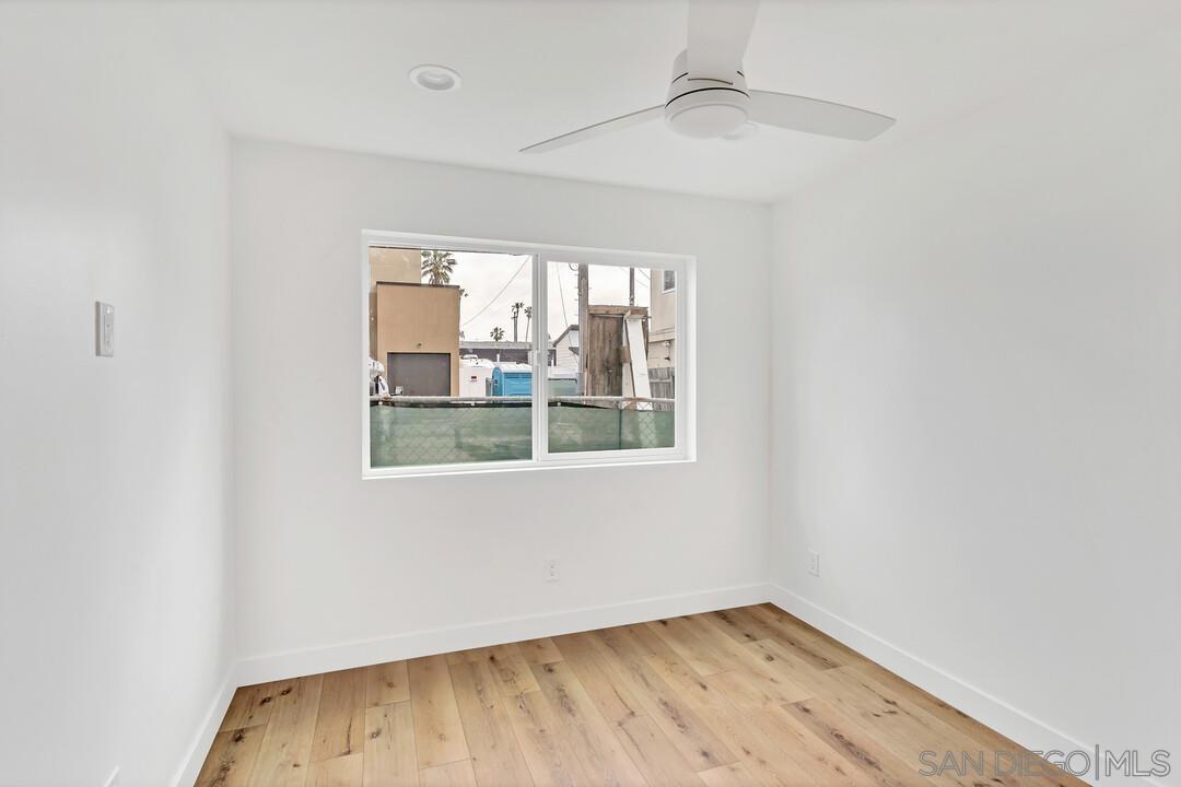 Detail Gallery Image 8 of 57 For 4922  Muir Ave, San Diego,  CA 92107 - – Beds | – Baths