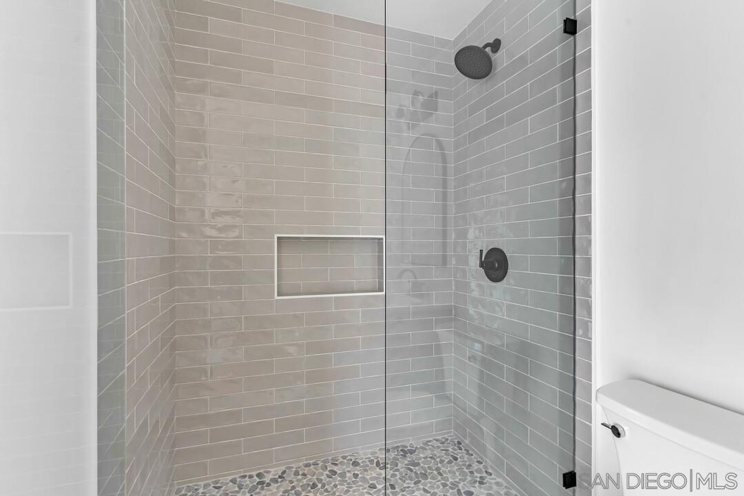 Detail Gallery Image 11 of 57 For 4922  Muir Ave, San Diego,  CA 92107 - – Beds | – Baths