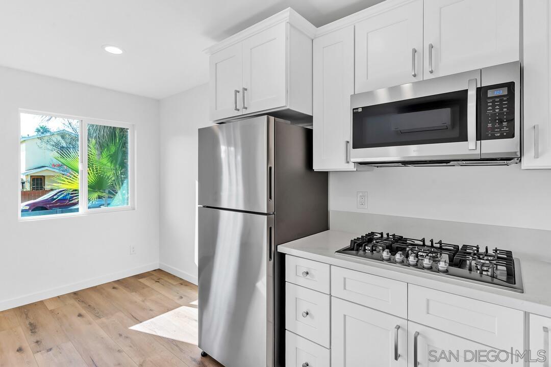 Detail Gallery Image 22 of 57 For 4922  Muir Ave, San Diego,  CA 92107 - – Beds | – Baths