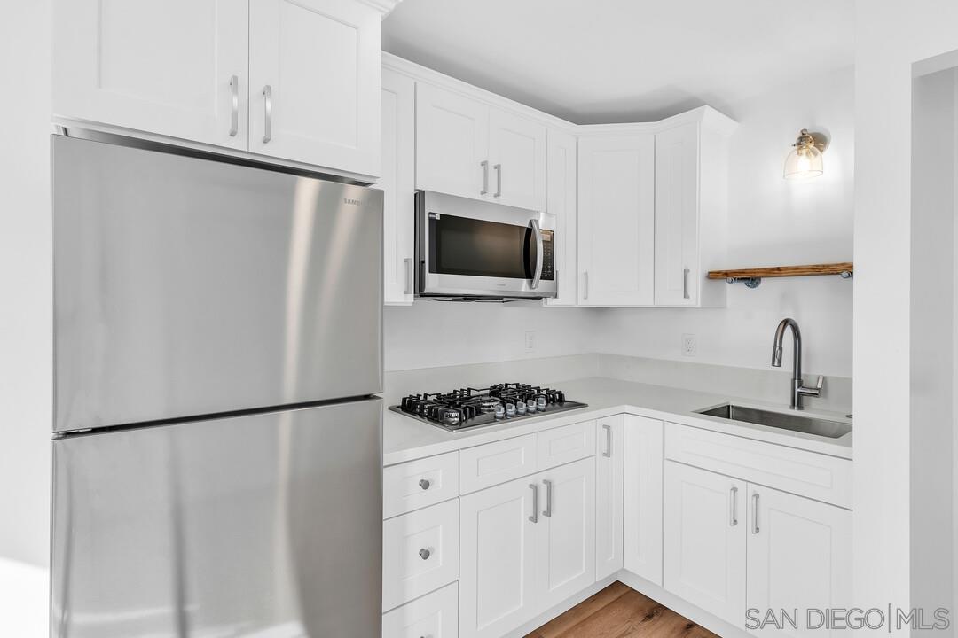 Detail Gallery Image 31 of 57 For 4922  Muir Ave, San Diego,  CA 92107 - – Beds | – Baths