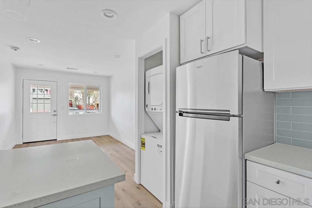 Detail Gallery Image 5 of 57 For 4922  Muir Ave, San Diego,  CA 92107 - – Beds | – Baths