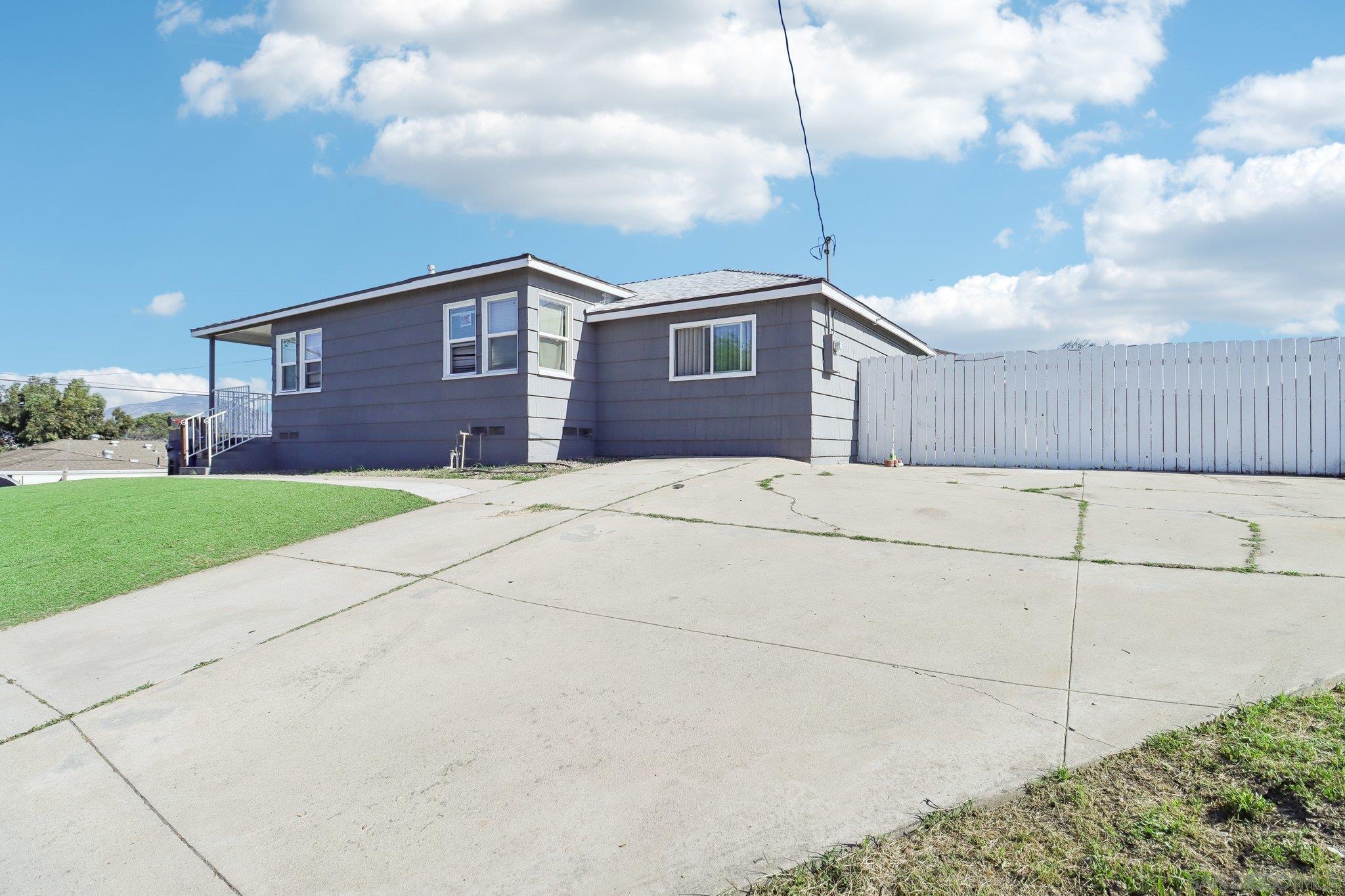 Detail Gallery Image 1 of 1 For 7905  Lansing Dr, Lemon Grove,  CA 91945 - 3 Beds | 2 Baths