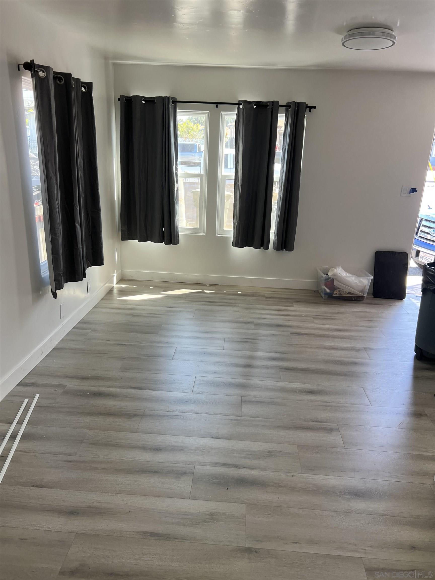 Detail Gallery Image 3 of 7 For 1910 1912  I Ave, National City,  CA 91950 - – Beds | – Baths