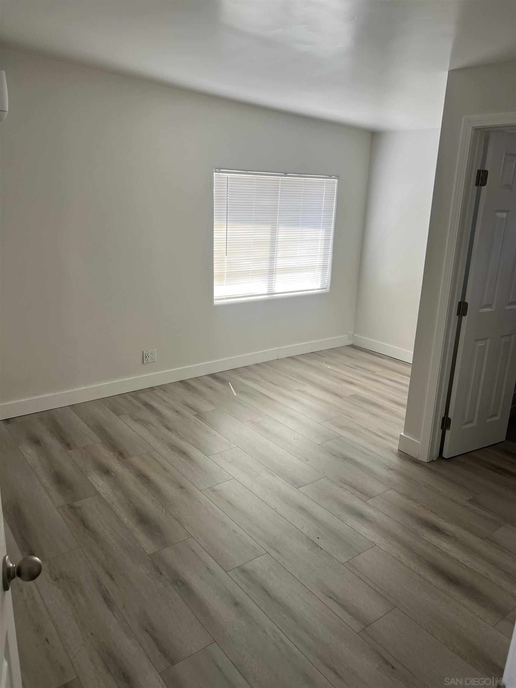 Detail Gallery Image 4 of 7 For 1910 1912  I Ave, National City,  CA 91950 - – Beds | – Baths