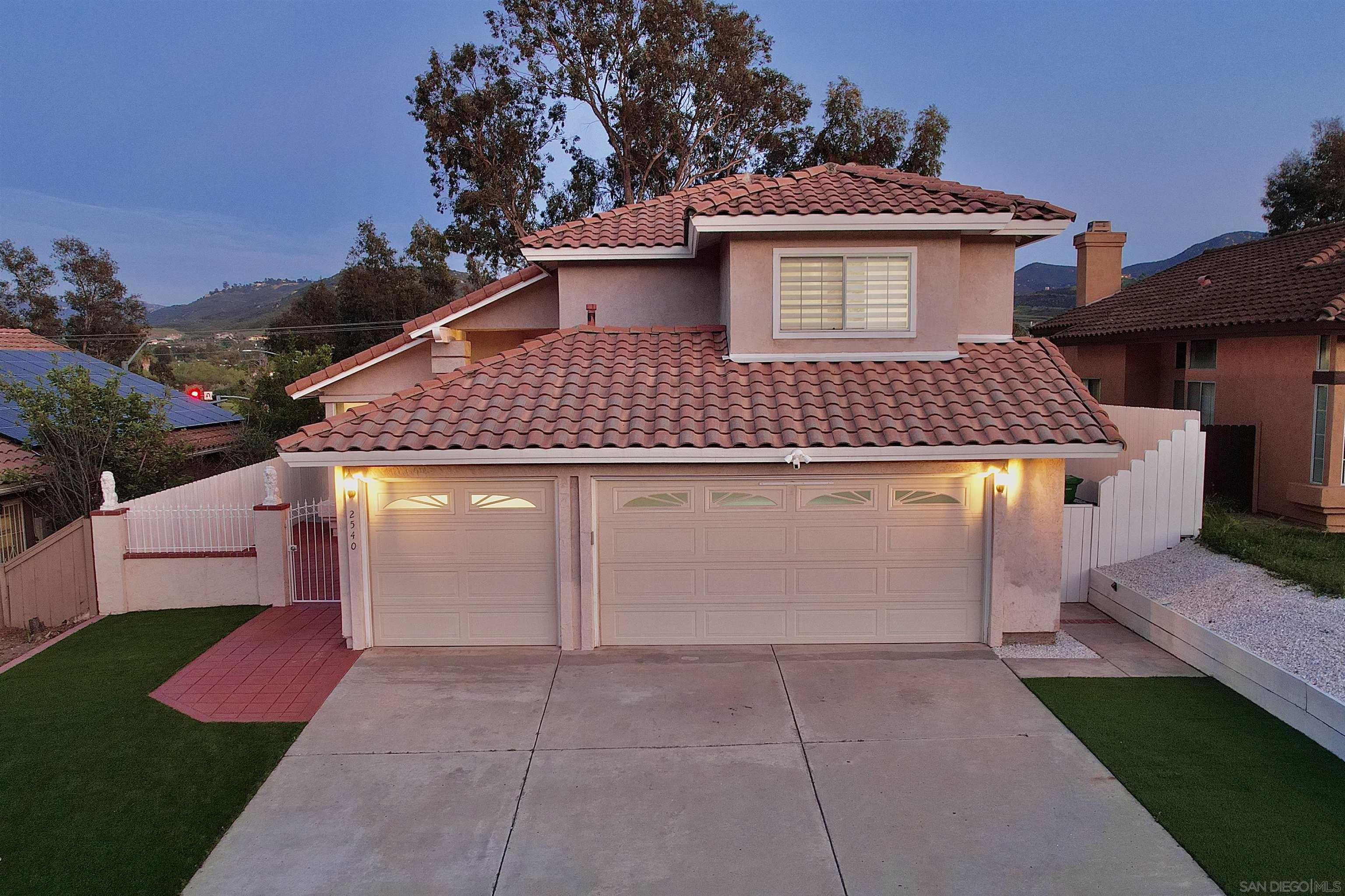 Front Image Thumbnail for SD250024293