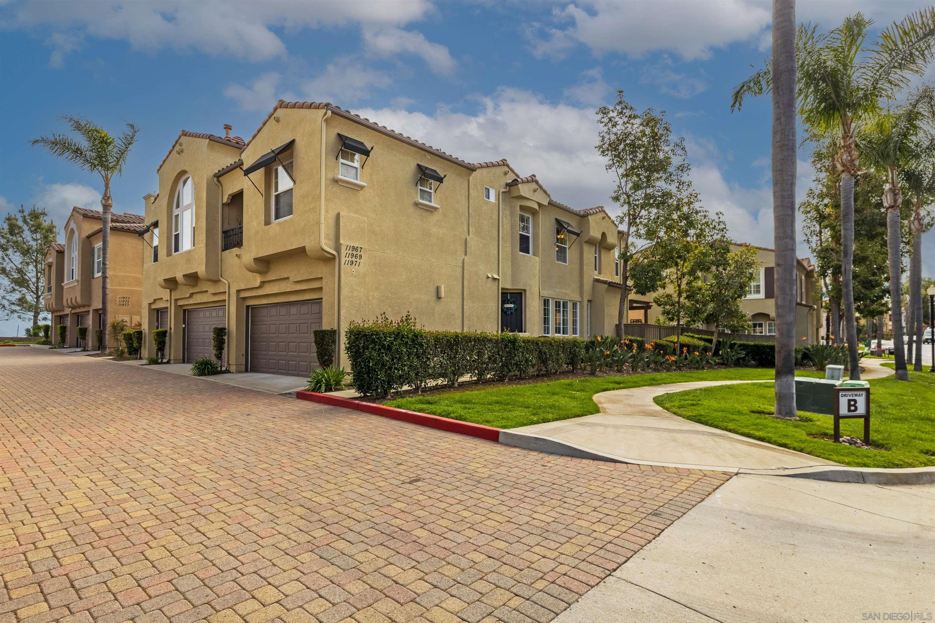 Detail Gallery Image 1 of 1 For 11971  Miro Circle, San Diego,  CA 92131 - 3 Beds | 2/1 Baths