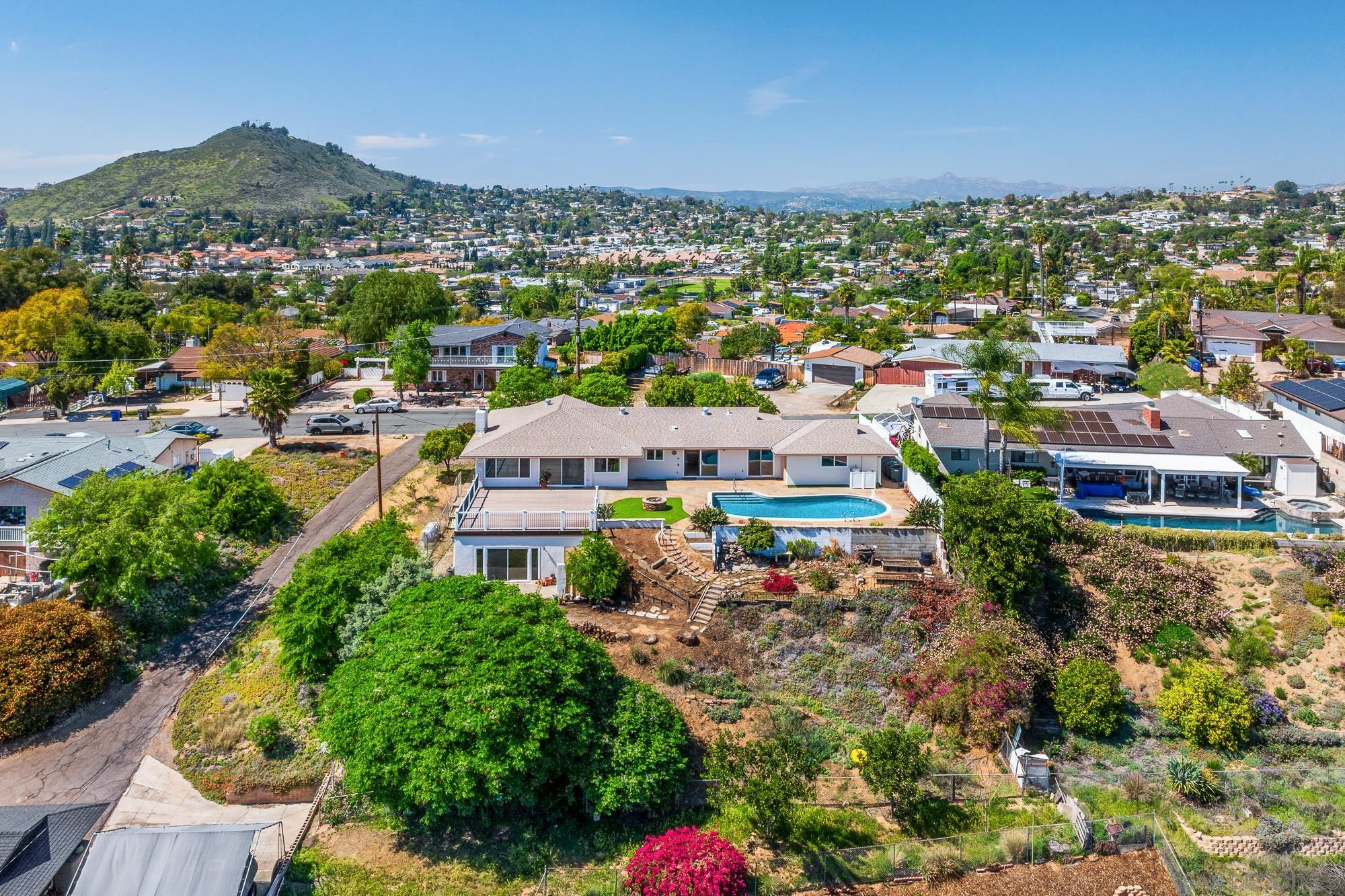 Detail Gallery Image 1 of 1 For 1672  via Elisa, El Cajon,  CA 92021 - 4 Beds | 3/1 Baths