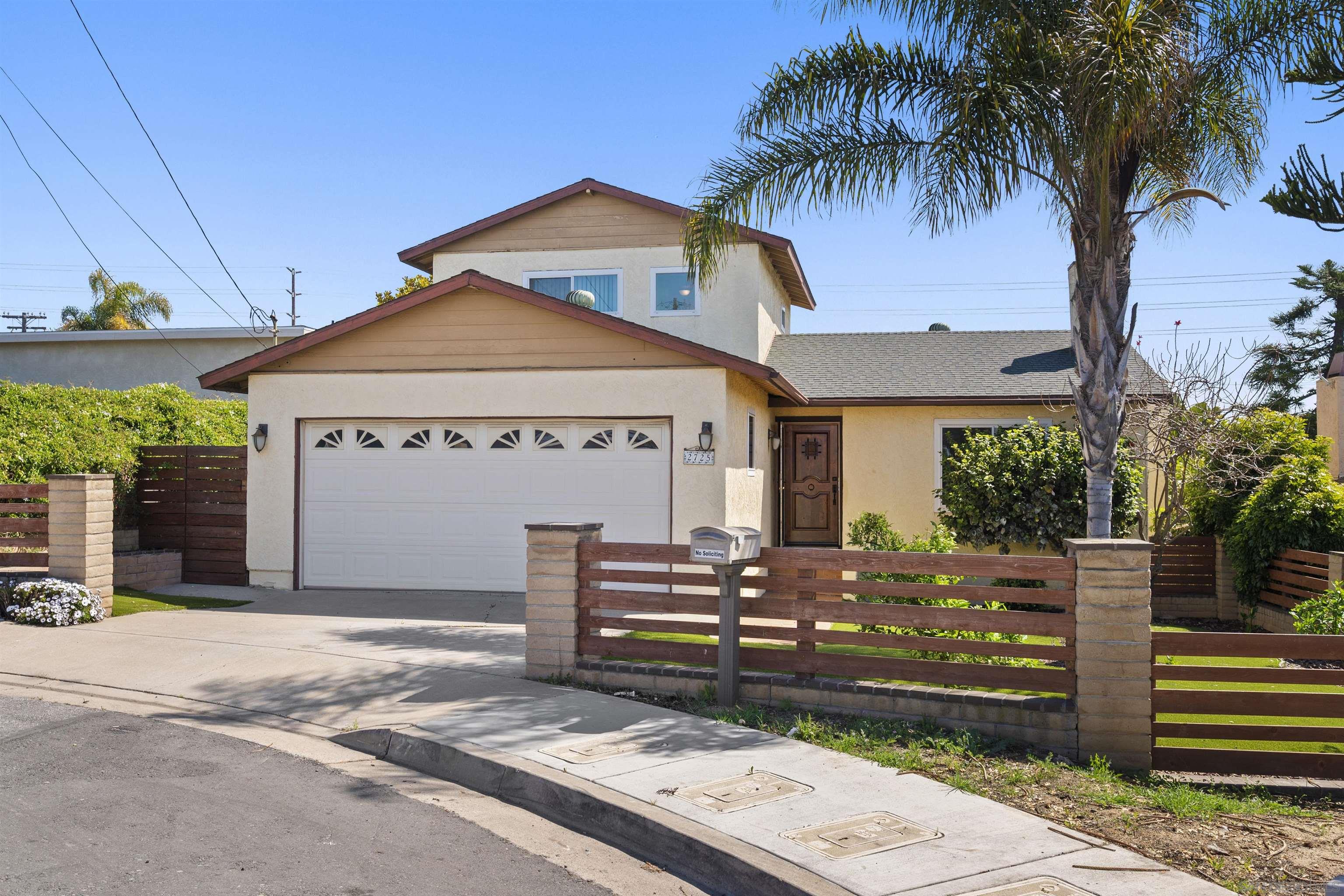 Detail Gallery Image 1 of 1 For 2725  C Ave, National City,  CA 91950 - 3 Beds | 2 Baths