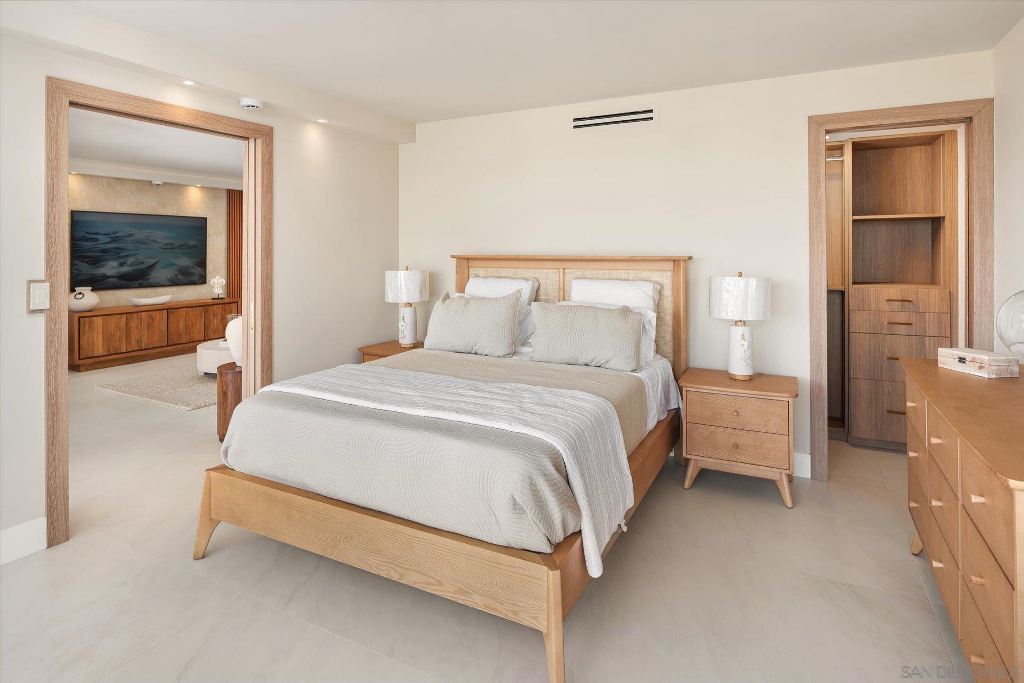 Detail Gallery Image 31 of 45 For 1830  Avenida Del Mundo  #1101,  Coronado,  CA 92118 - 2 Beds | 2 Baths