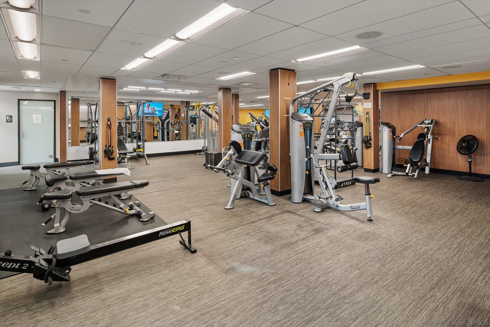 Detail Gallery Image 42 of 45 For 1830  Avenida Del Mundo  #1101,  Coronado,  CA 92118 - 2 Beds | 2 Baths