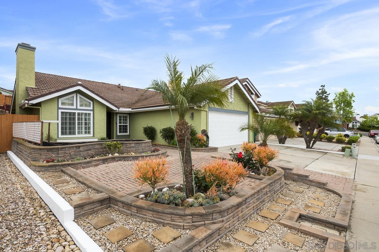 Detail Gallery Image 1 of 1 For 10535  Bannister Way, San Diego,  CA 92126 - 3 Beds | 2 Baths