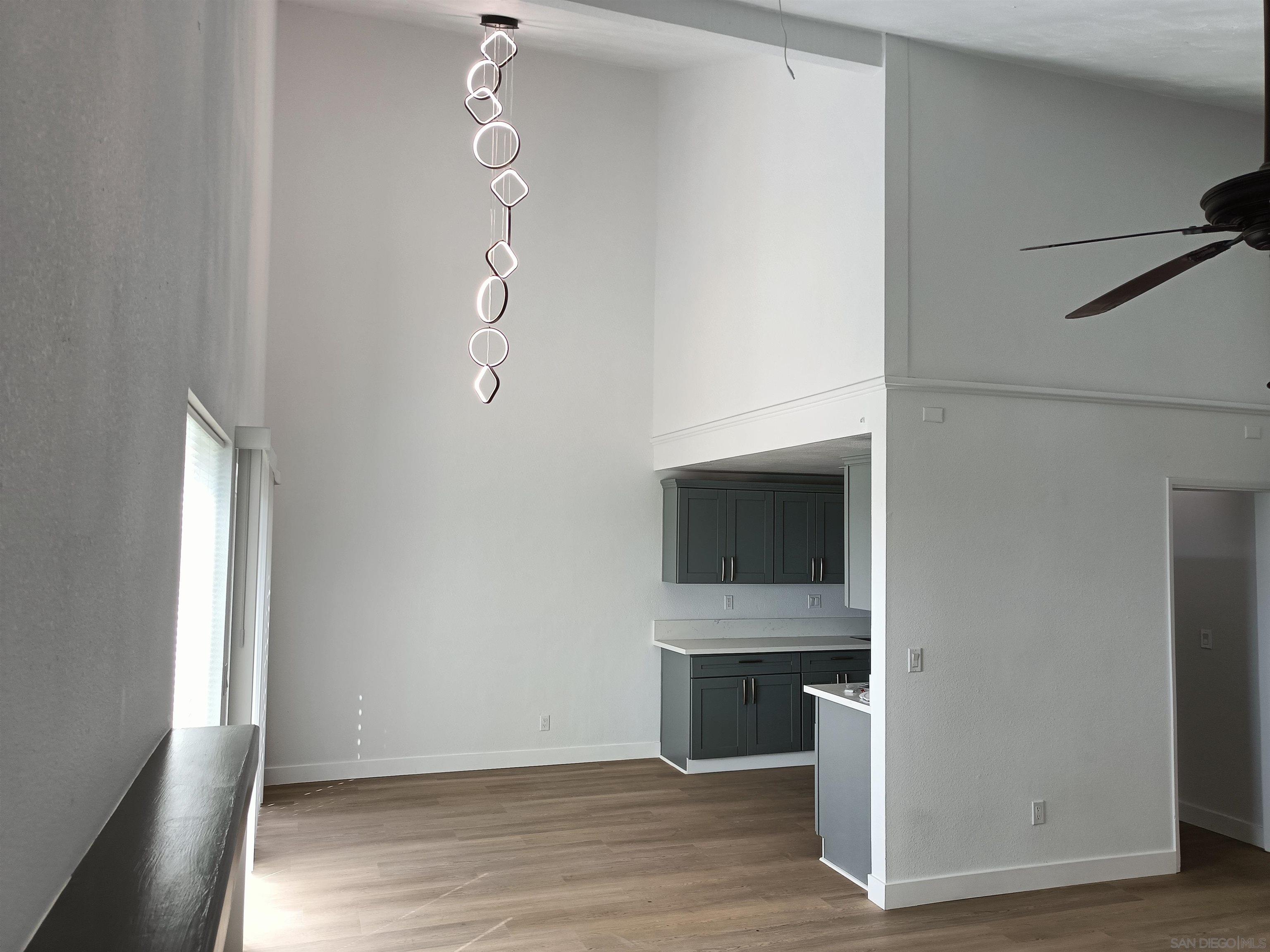 Detail Gallery Image 1 of 1 For 6941  Enborne Ln, San Diego,  CA 92139 - 4 Beds | 3 Baths