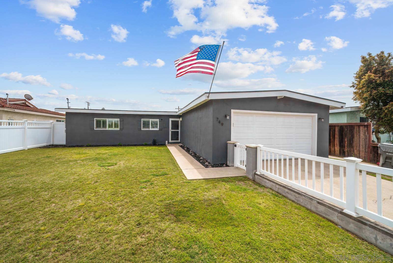 Detail Gallery Image 1 of 1 For 749  Oneonta Avenue, Imperial Beach,  CA 91932 - 3 Beds | 2 Baths