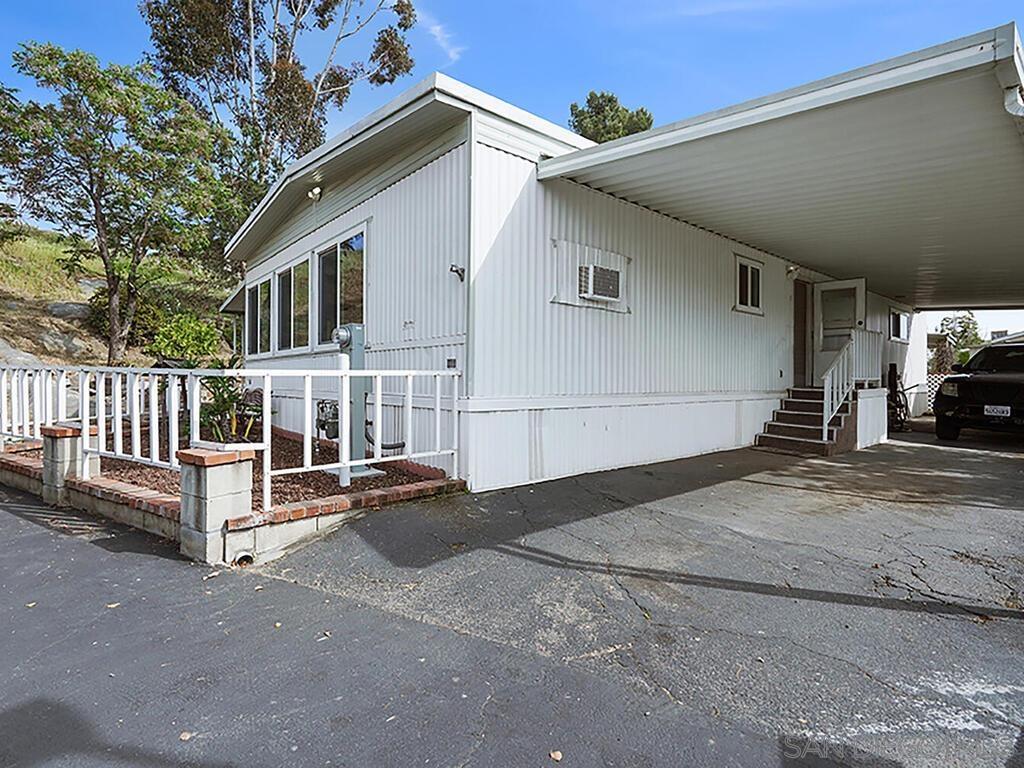 Detail Gallery Image 3 of 18 For 351 E Bradley Avenue  149, El Cajon,  CA 92021 - 3 Beds | 2 Baths