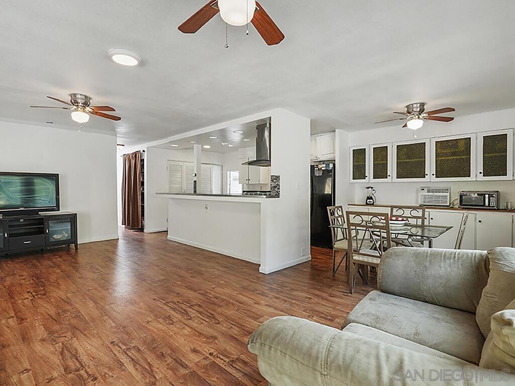 Detail Gallery Image 5 of 18 For 351 E Bradley Avenue  149, El Cajon,  CA 92021 - 3 Beds | 2 Baths