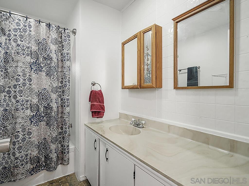 Detail Gallery Image 9 of 18 For 351 E Bradley Avenue  149, El Cajon,  CA 92021 - 3 Beds | 2 Baths