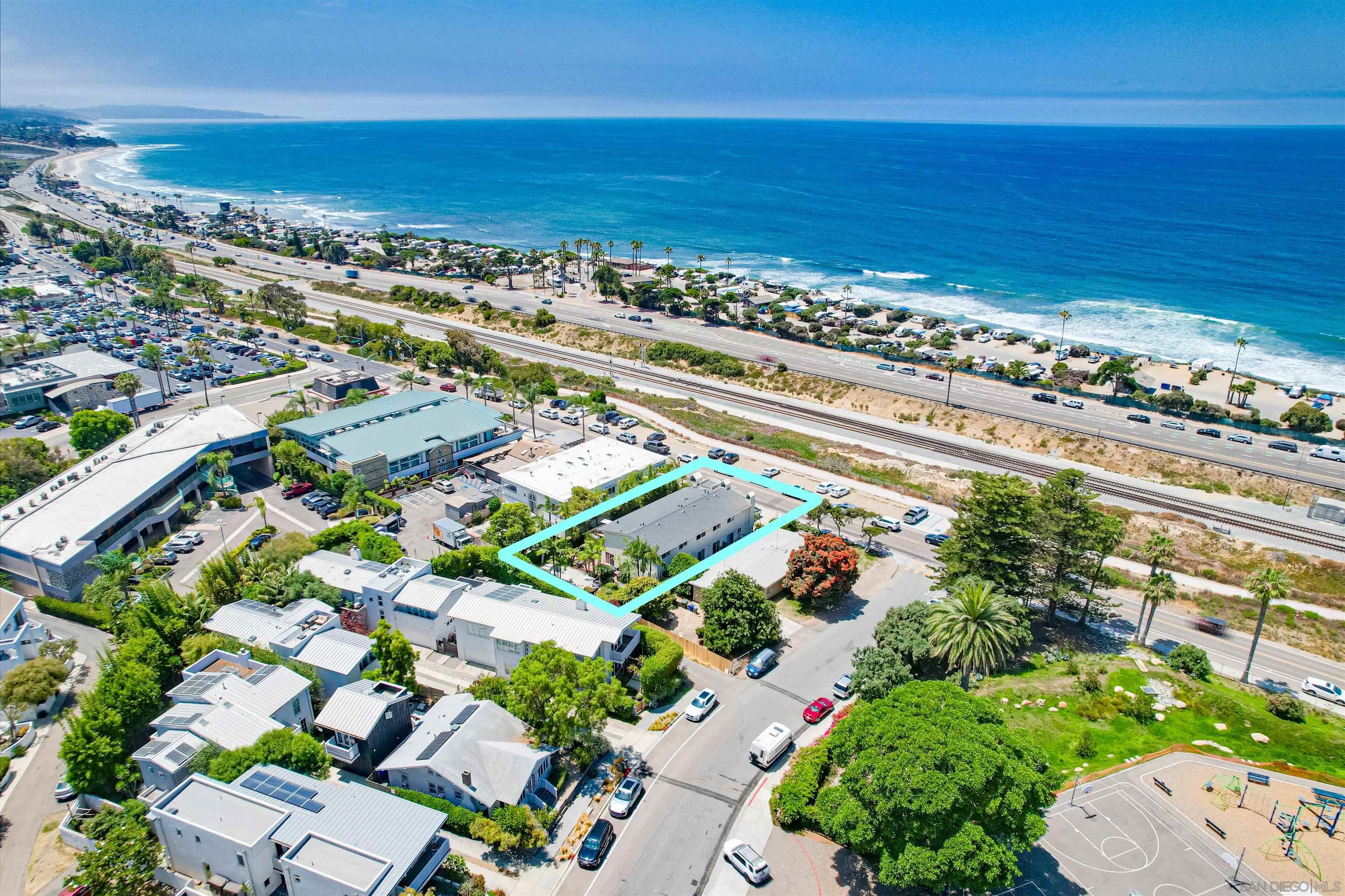 Detail Gallery Image 1 of 1 For 1911  San Elijo Ave, Cardiff By The Sea,  CA 92007 - 2 Beds | 1 Baths