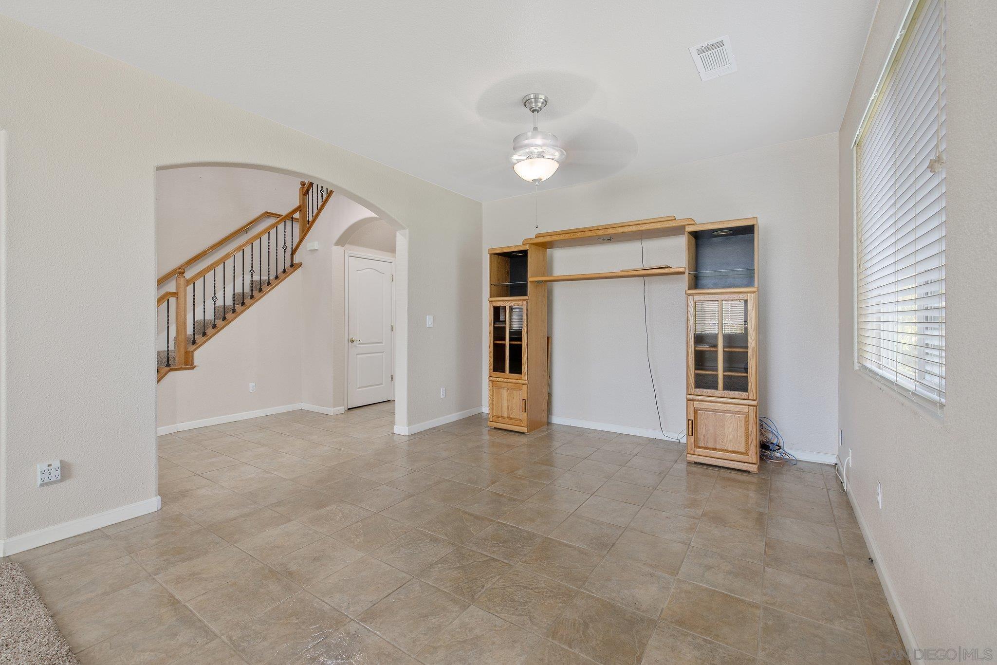 Detail Gallery Image 18 of 61 For 2164 W San Lucia Ct, Porterville,  CA 93257 - 3 Beds | 2/1 Baths