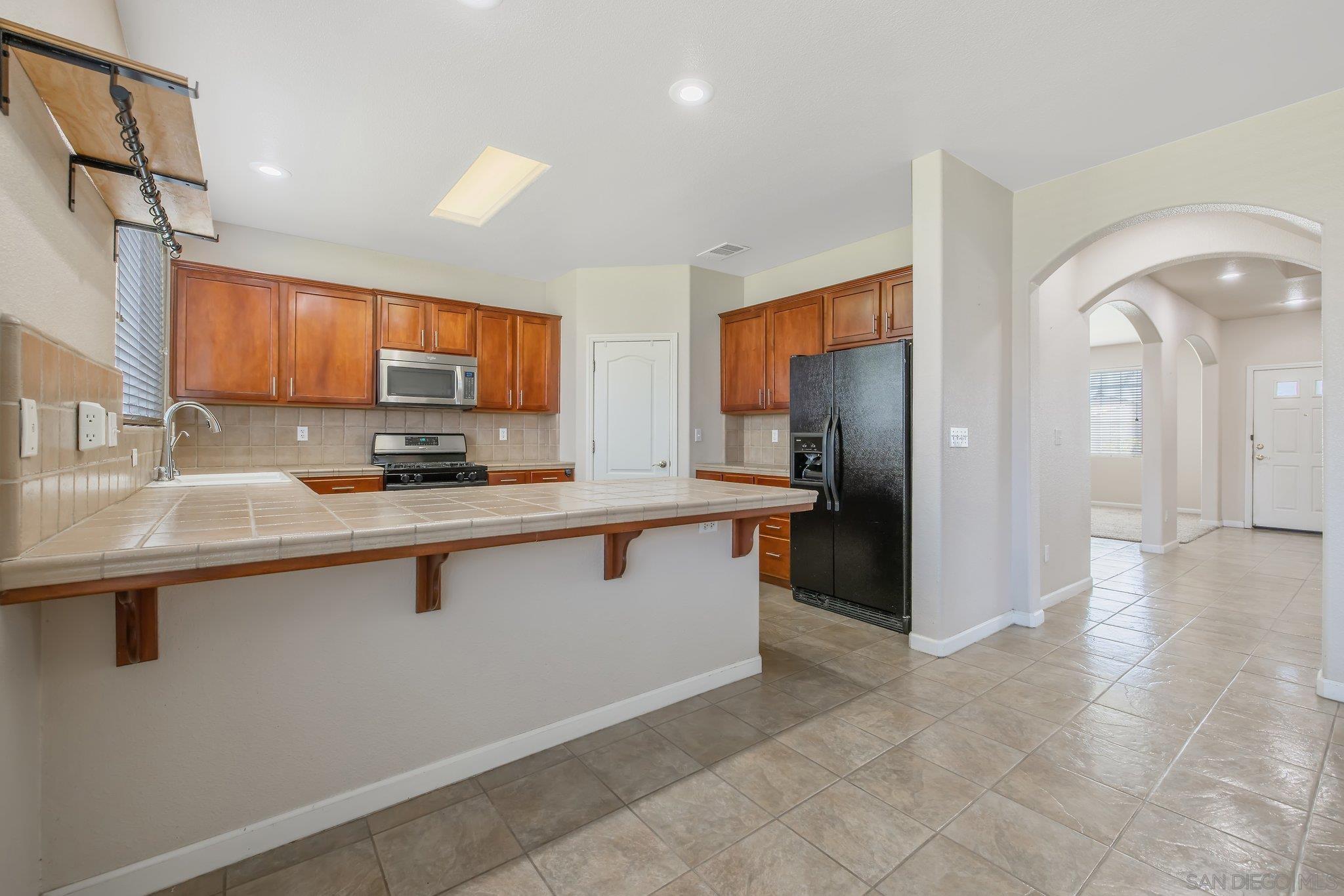 Detail Gallery Image 28 of 61 For 2164 W San Lucia Ct, Porterville,  CA 93257 - 3 Beds | 2/1 Baths