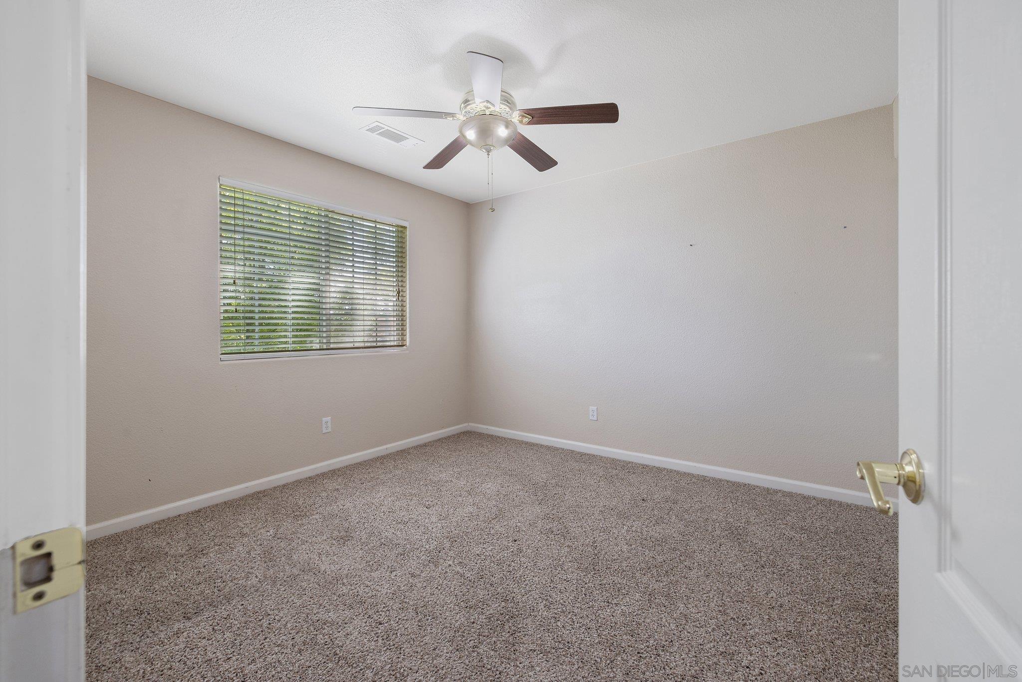 Detail Gallery Image 42 of 61 For 2164 W San Lucia Ct, Porterville,  CA 93257 - 3 Beds | 2/1 Baths